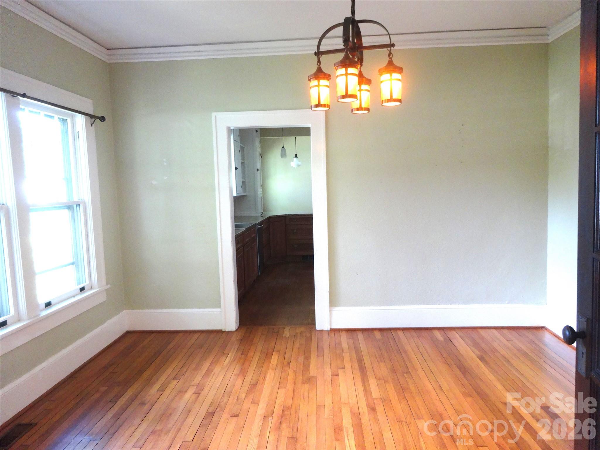 33 Church Street — Weaverville