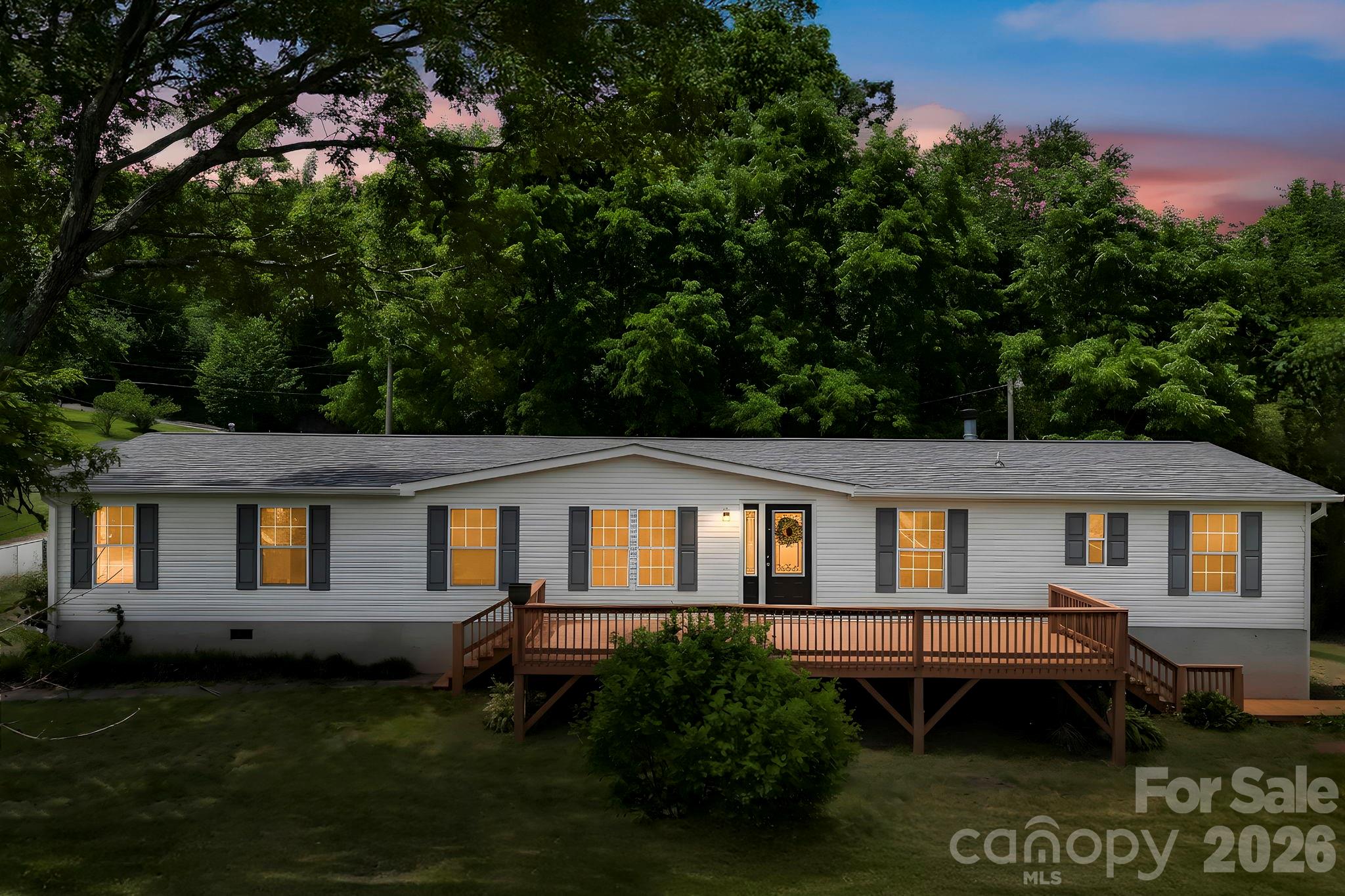 135 Prevost Street — Waynesville