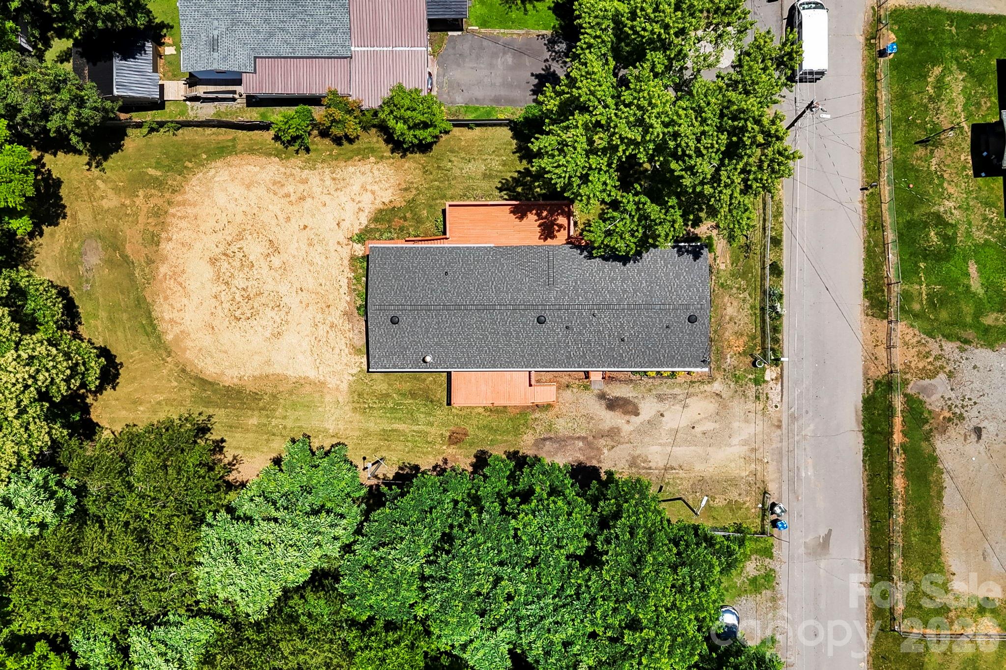 135 Prevost Street — Waynesville