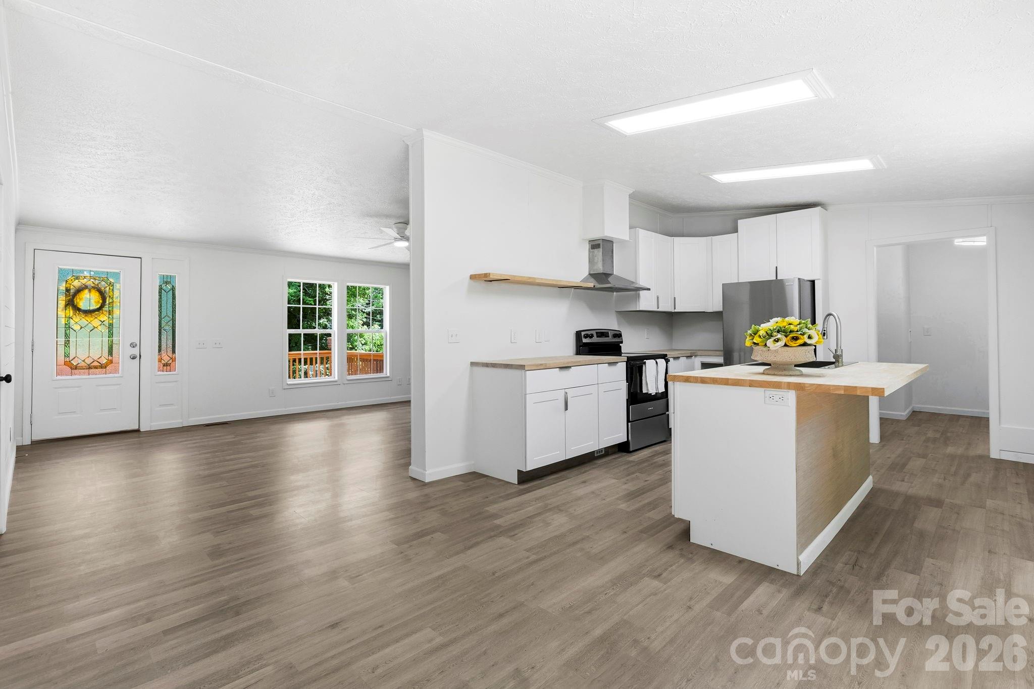 135 Prevost Street — Waynesville