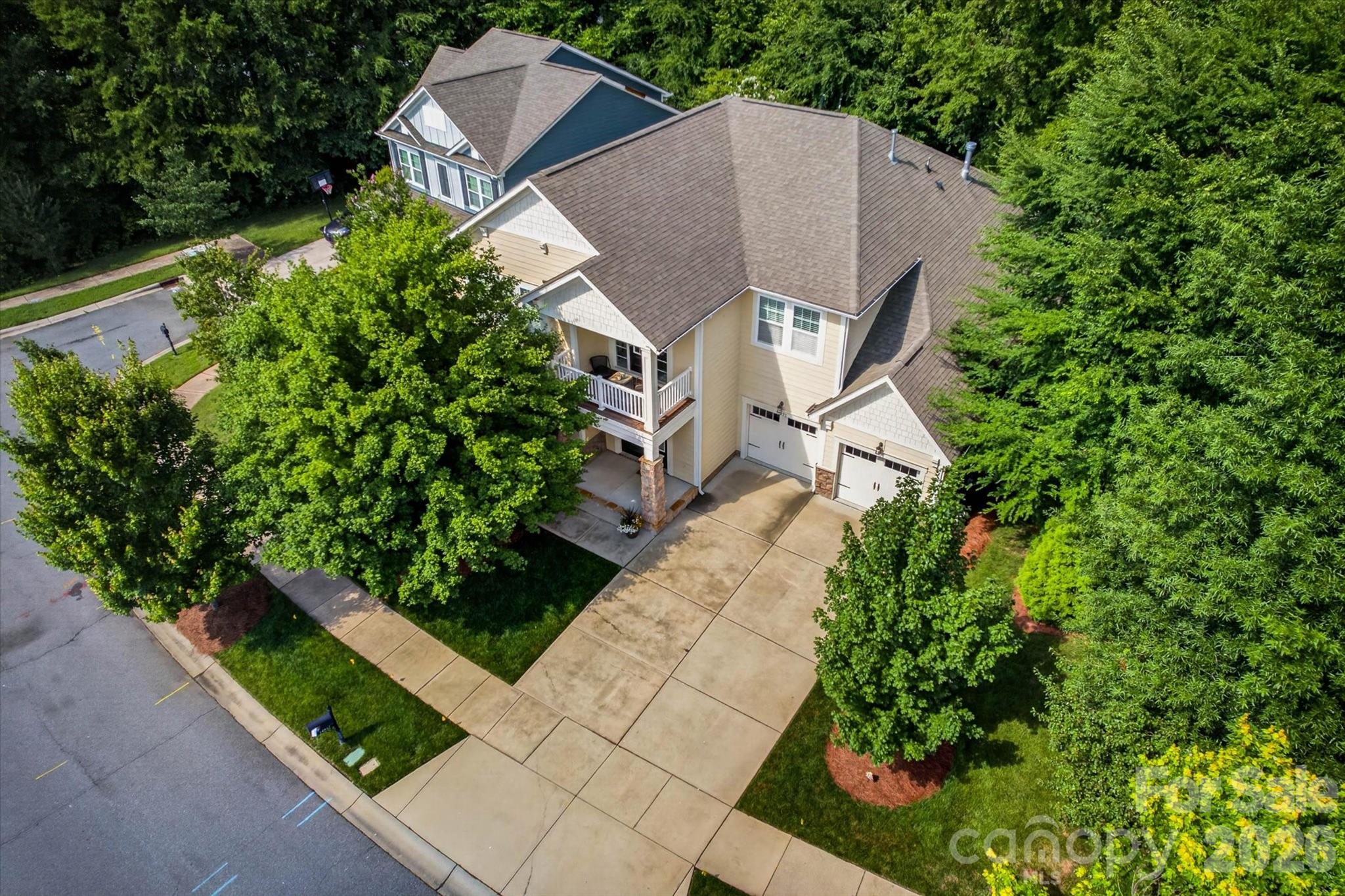14832 Long Iron Drive — Huntersville