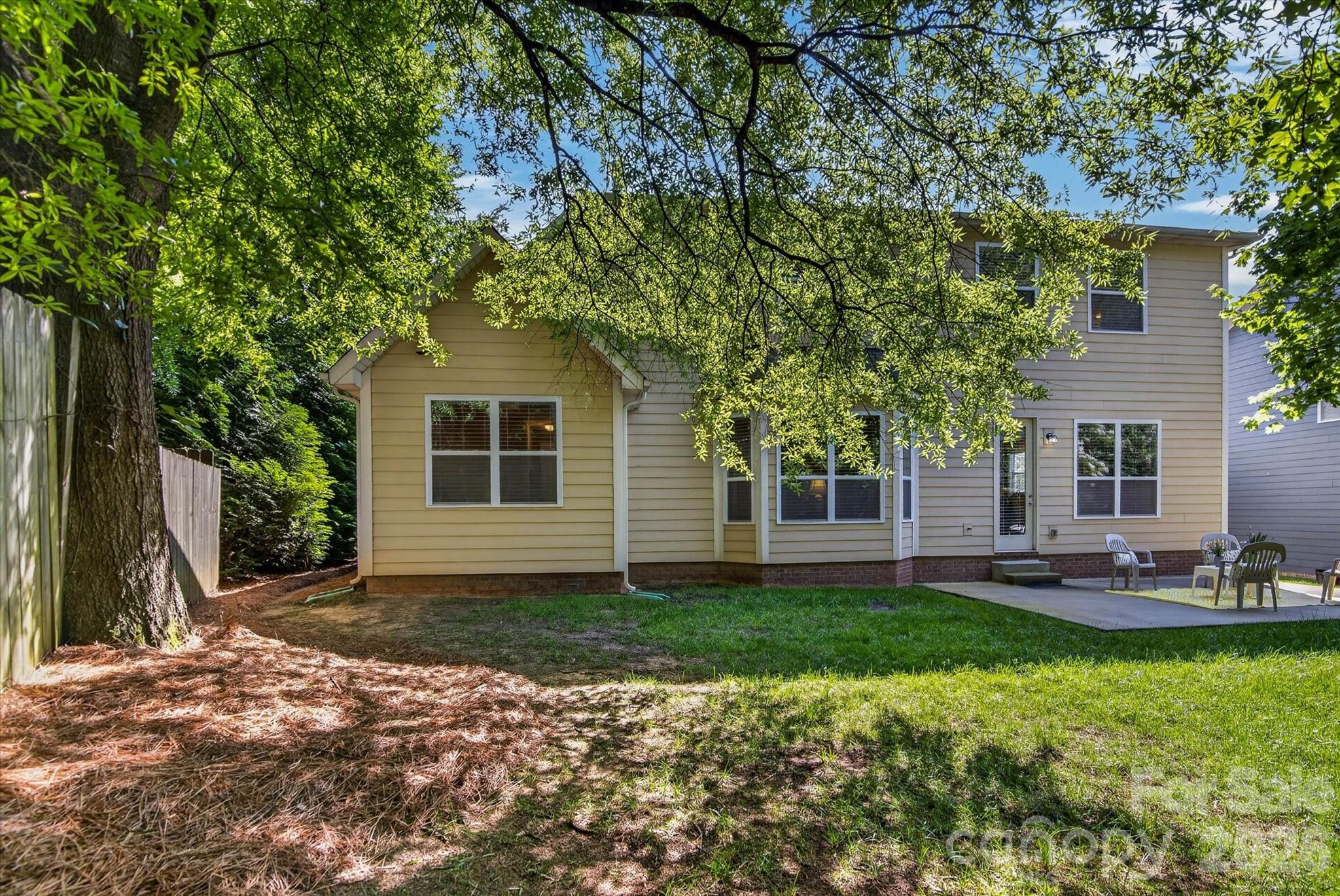 14832 Long Iron Drive — Huntersville