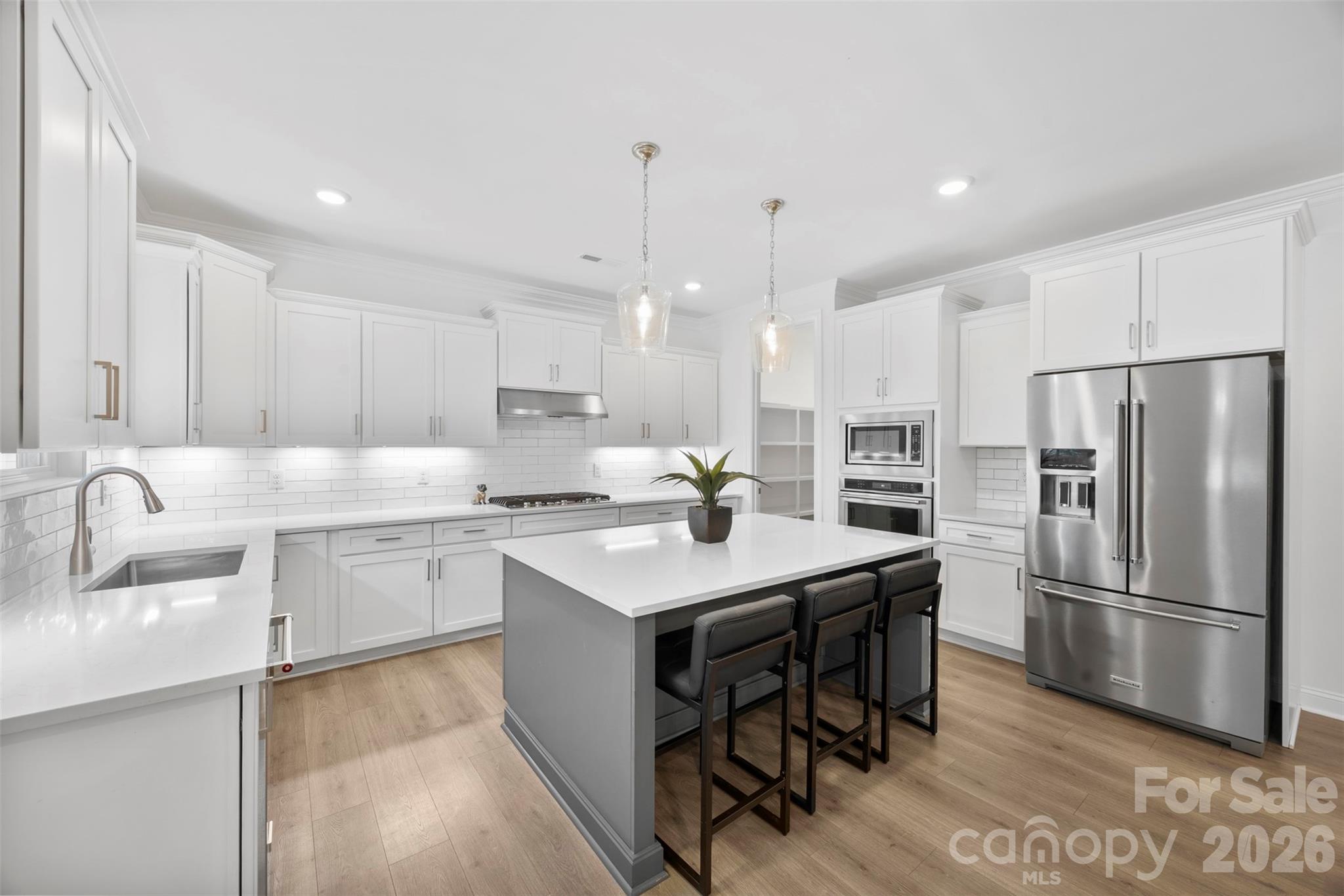 16709 Mckee Road — Charlotte
