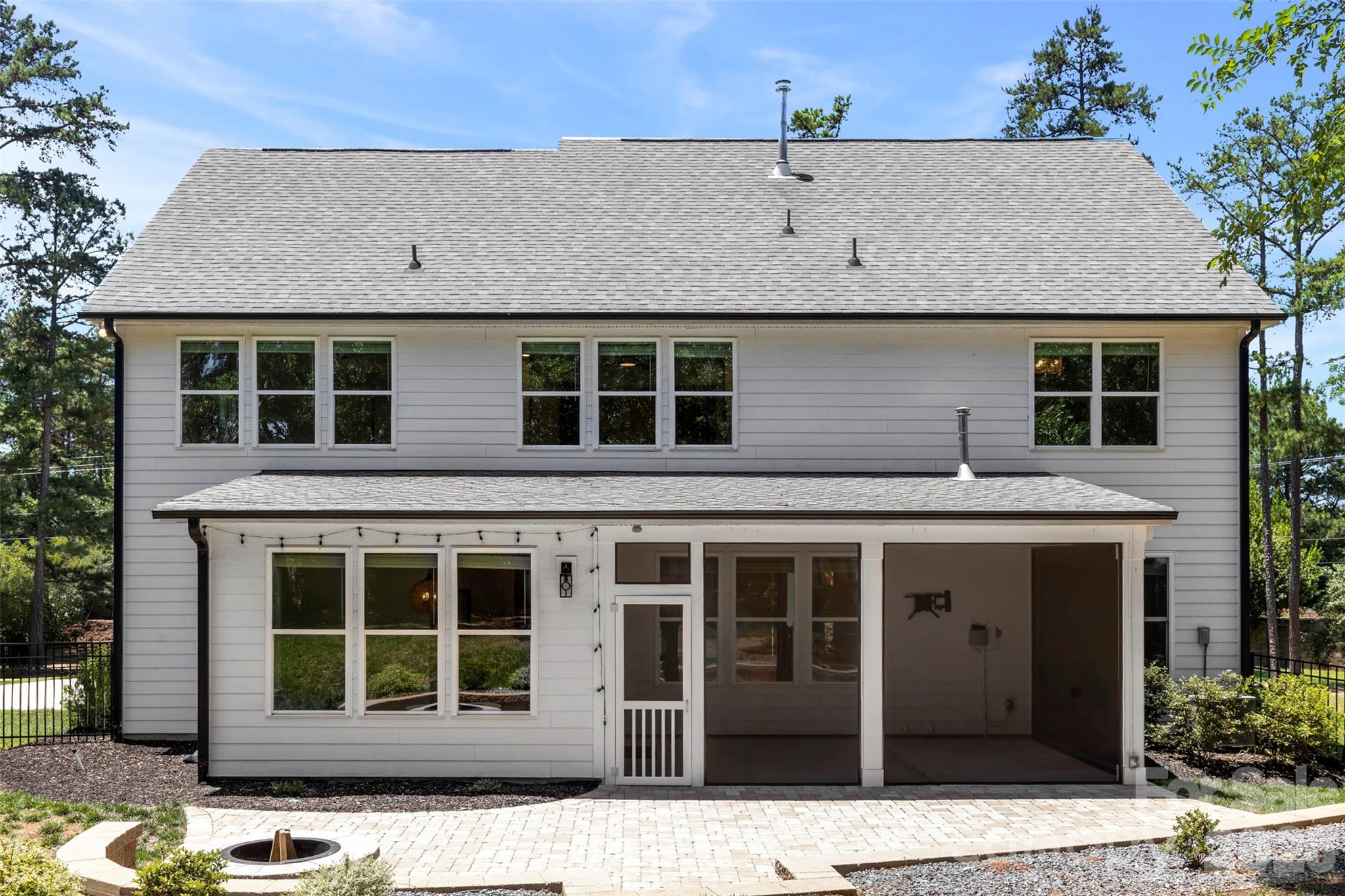 16709 Mckee Road — Charlotte