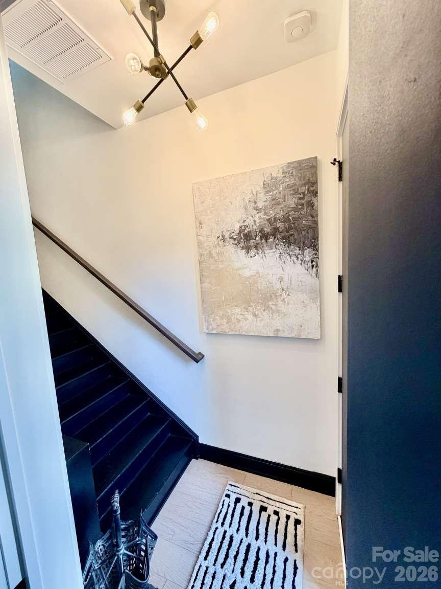 1005 Zinc Lane — Charlotte