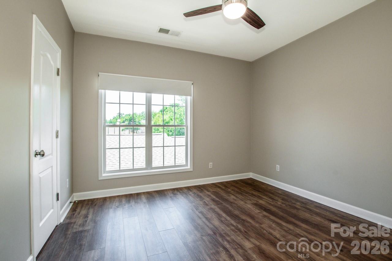 163 Singleton Road — Mooresville