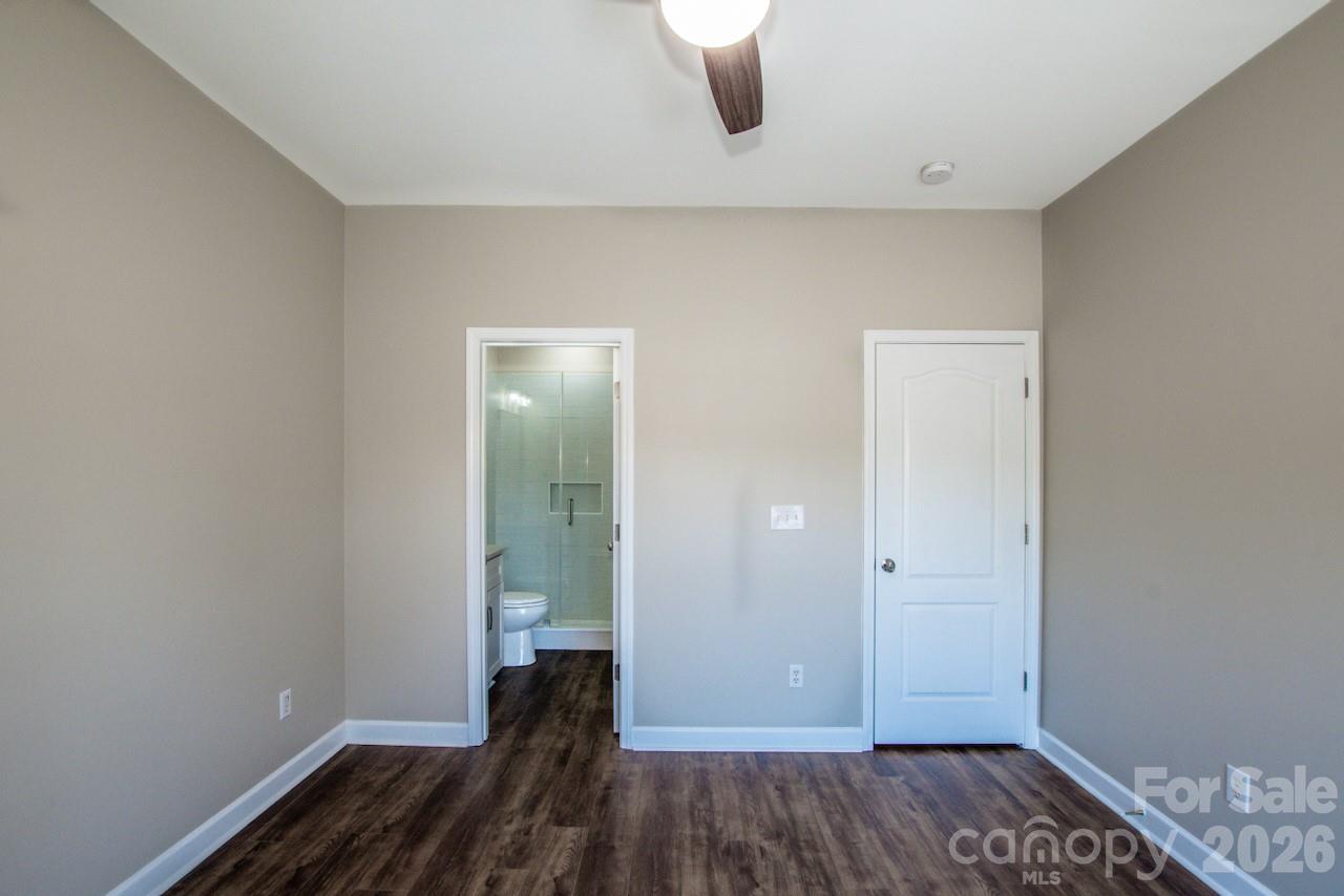 163 Singleton Road — Mooresville