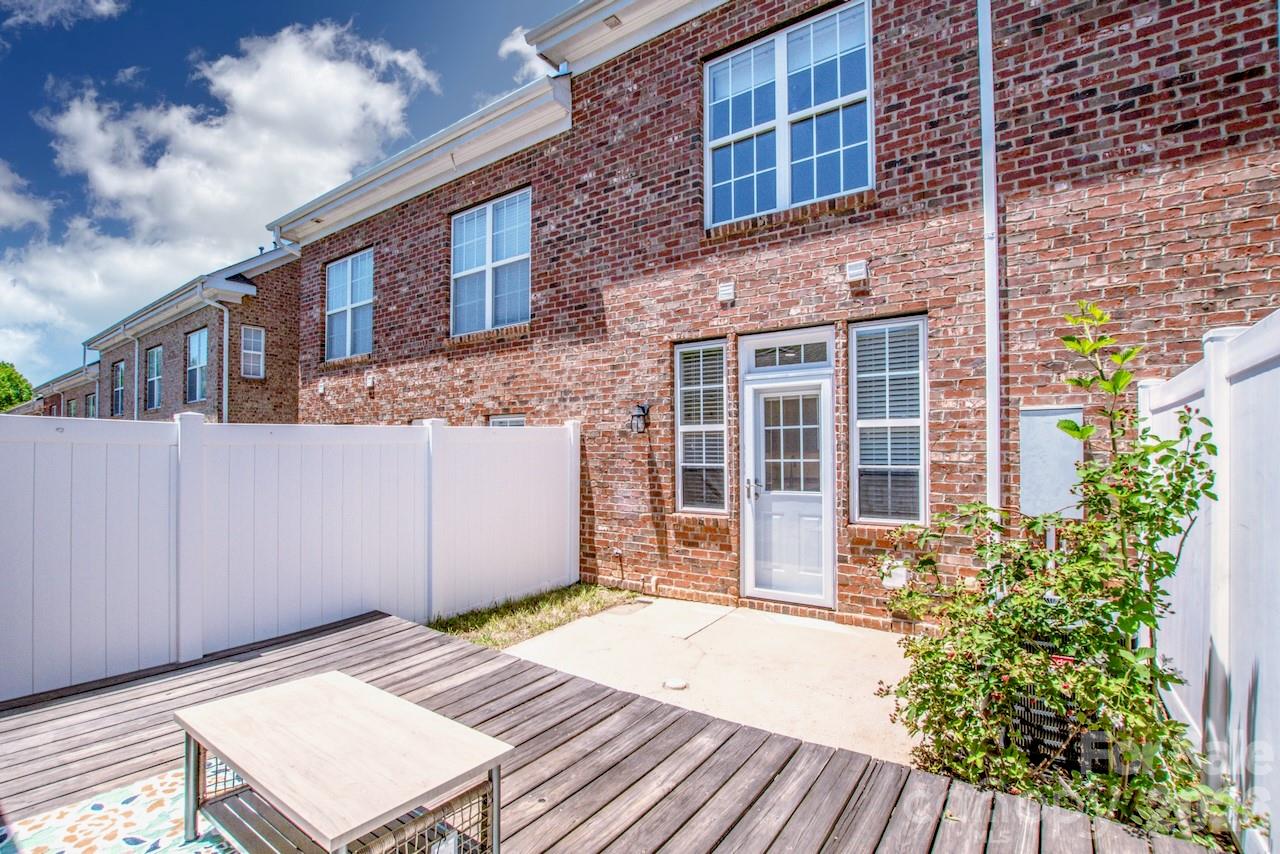 163 Singleton Road — Mooresville