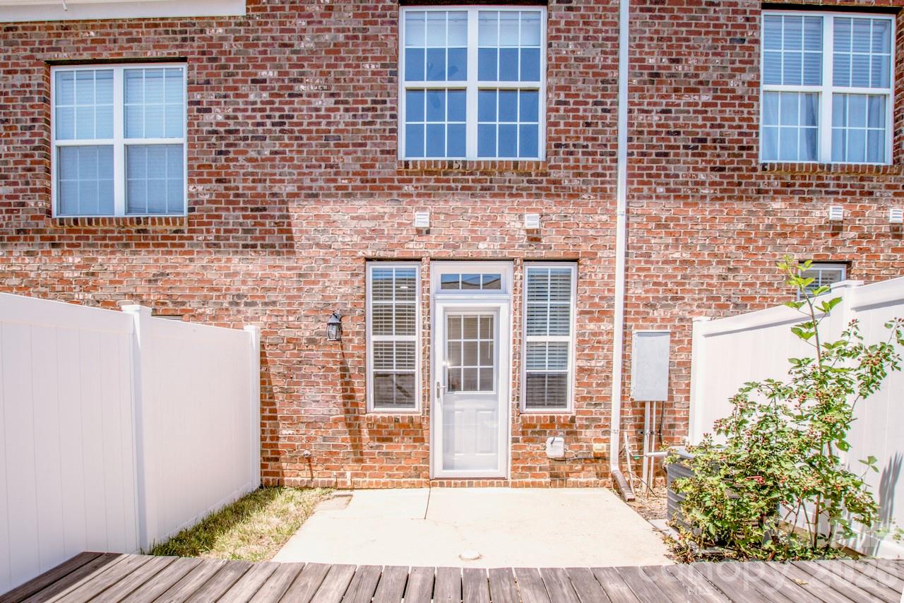 163 Singleton Road — Mooresville