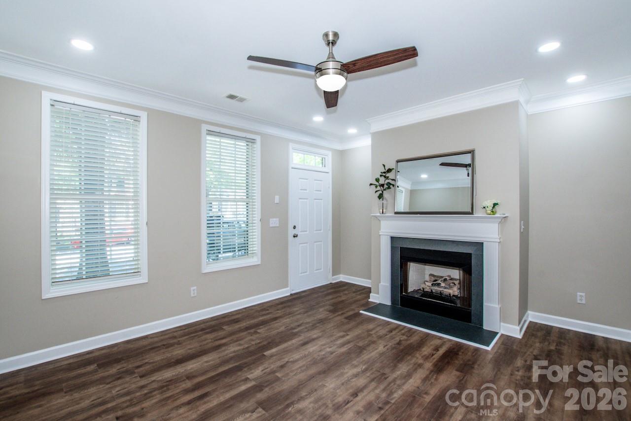 163 Singleton Road — Mooresville