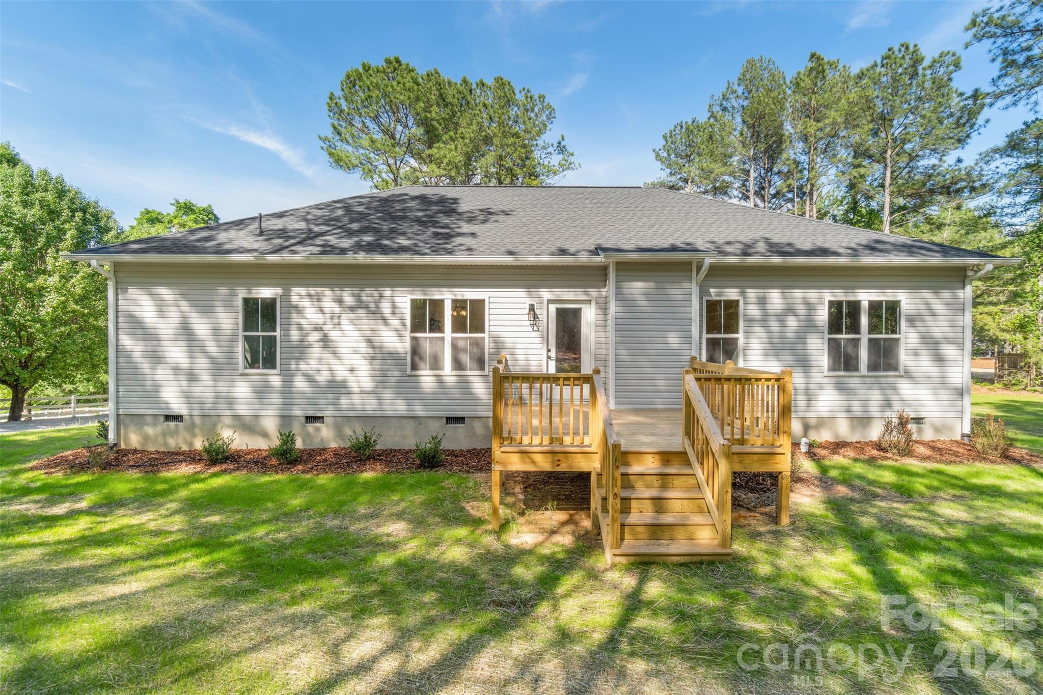 185 Shagbark Court — West End