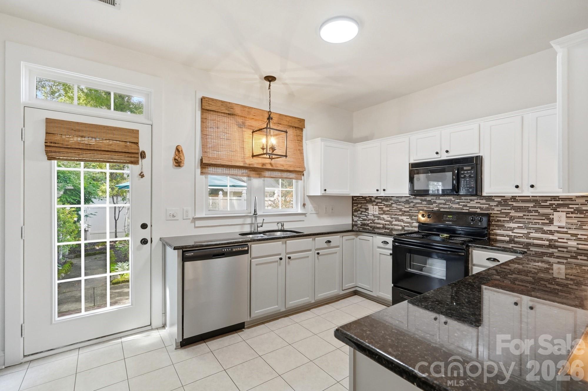 306 Elis Way — Fort Mill
