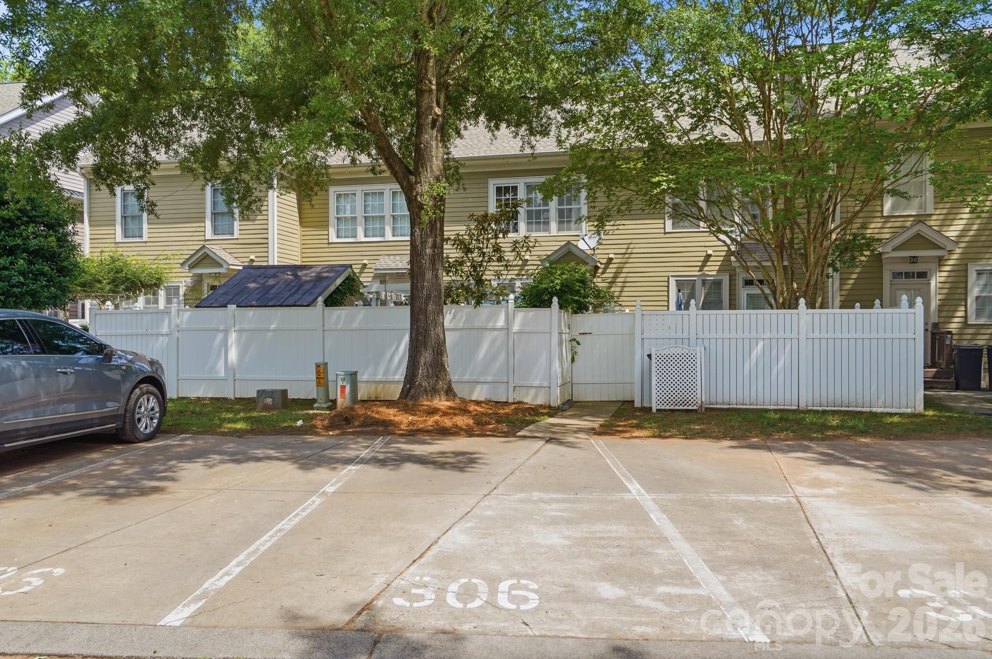 306 Elis Way — Fort Mill