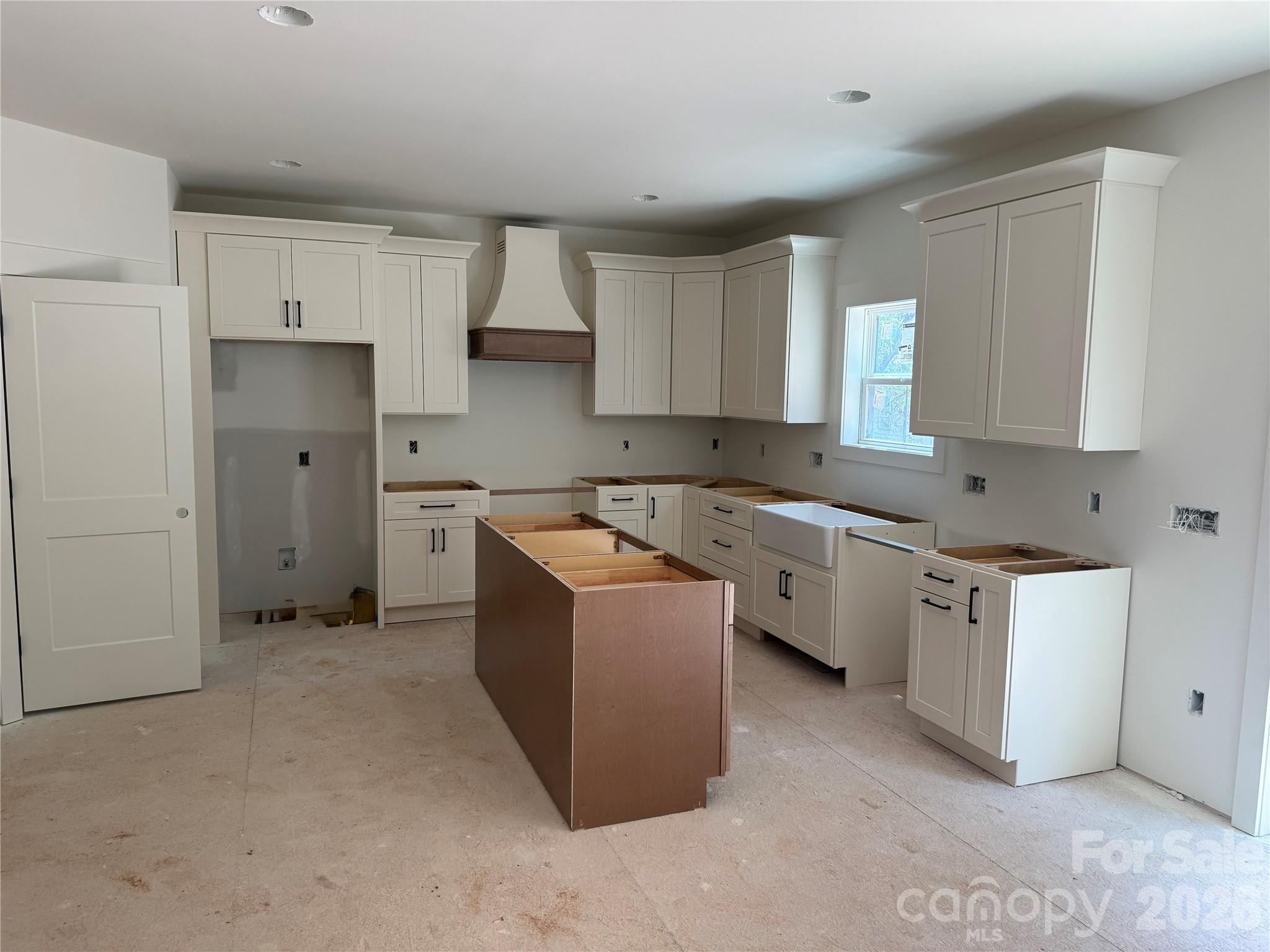 5069 Tara Tea Drive — Tega Cay