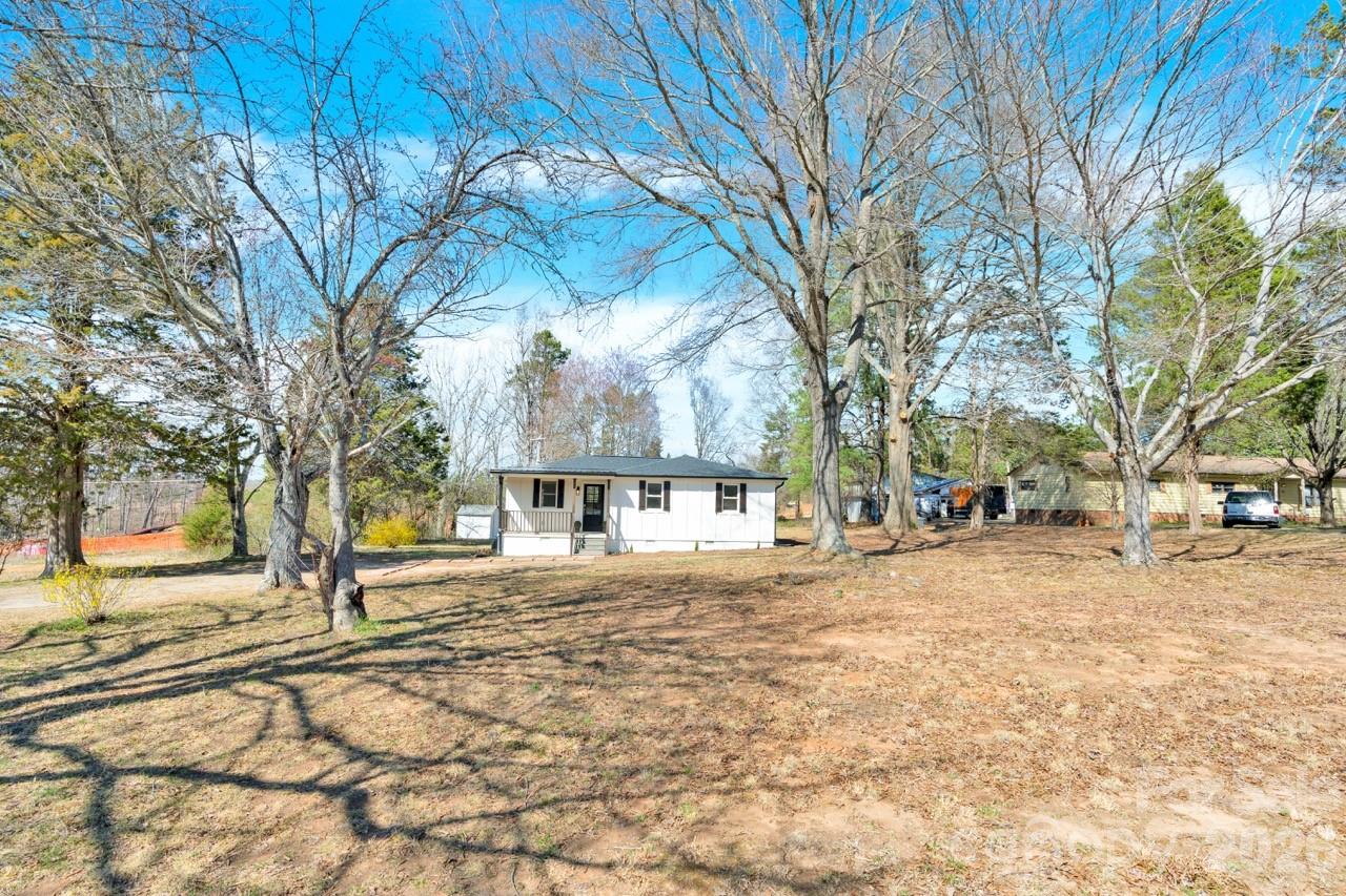 188 Bailey Road — Mooresville