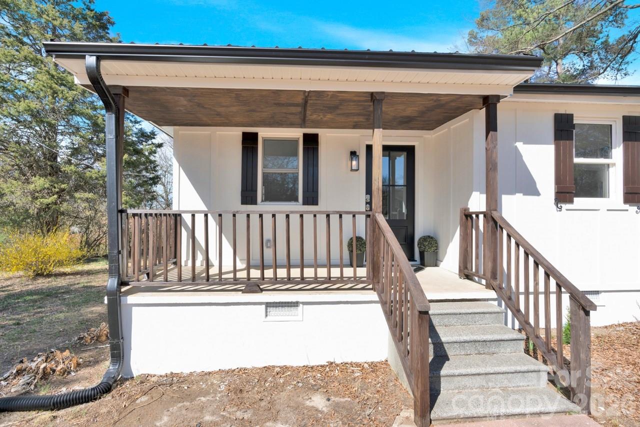 188 Bailey Road — Mooresville
