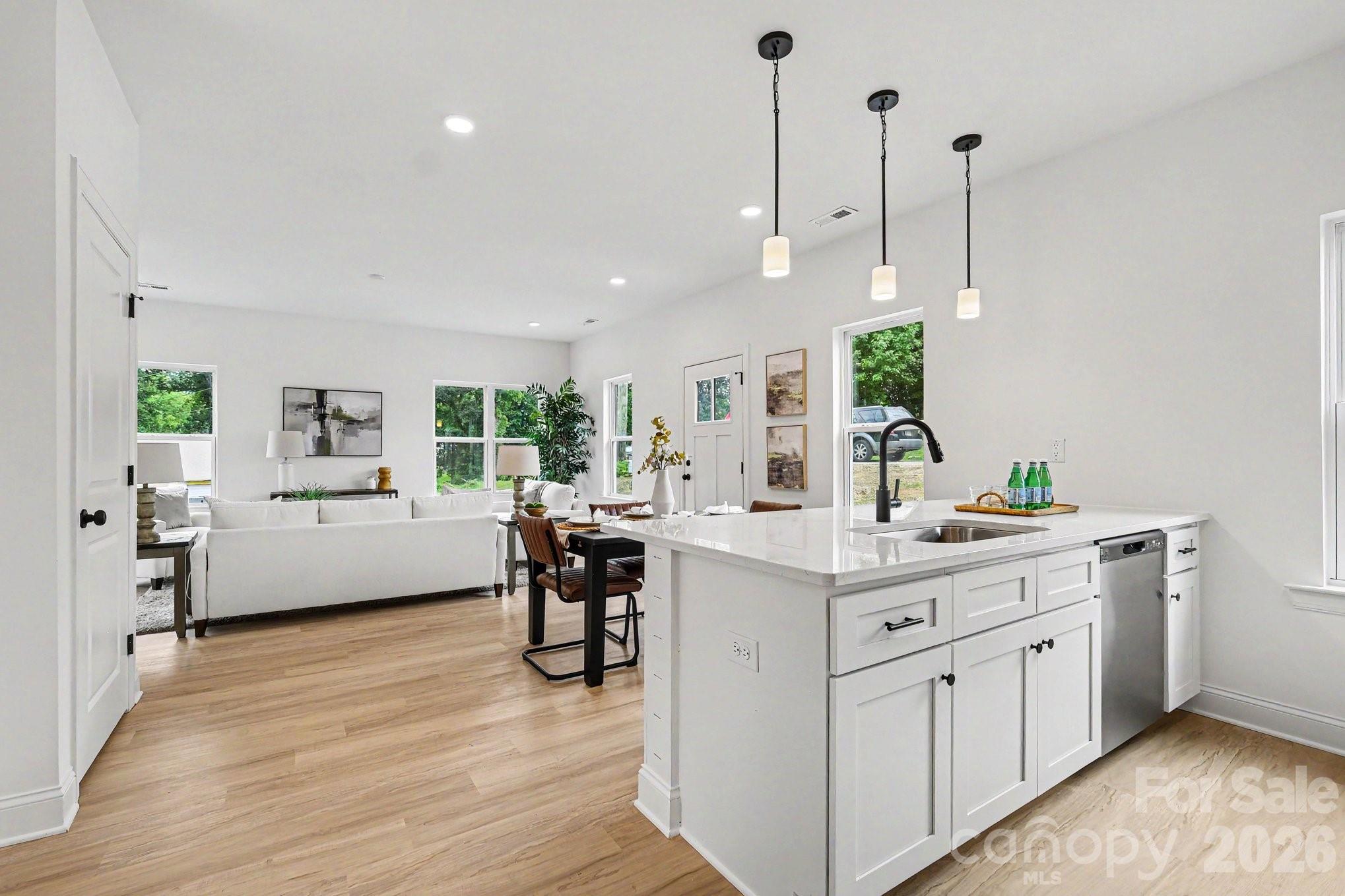 402 Pleasant Avenue — Kannapolis