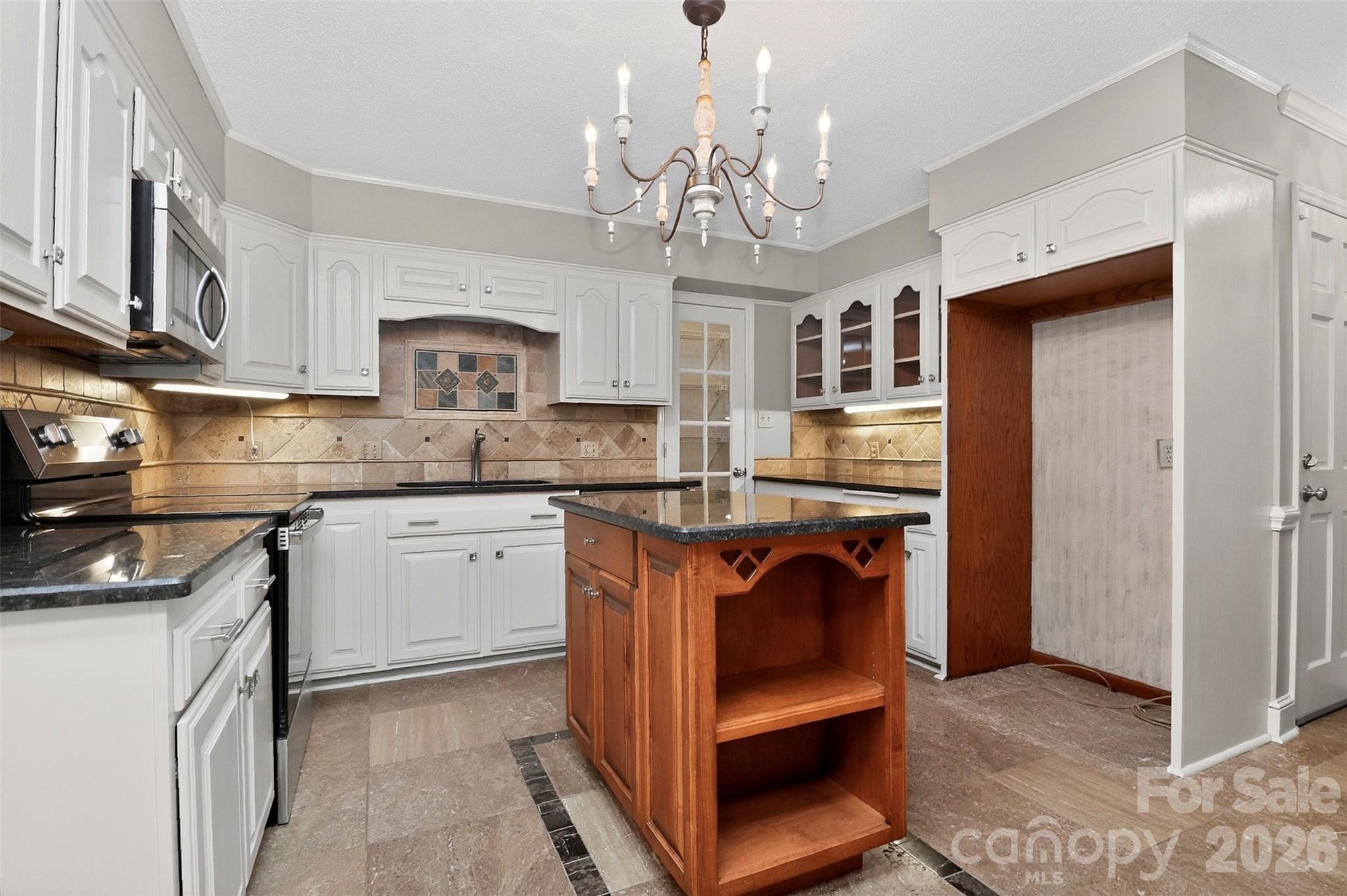 971 Stanley Lucia Road — Mount Holly