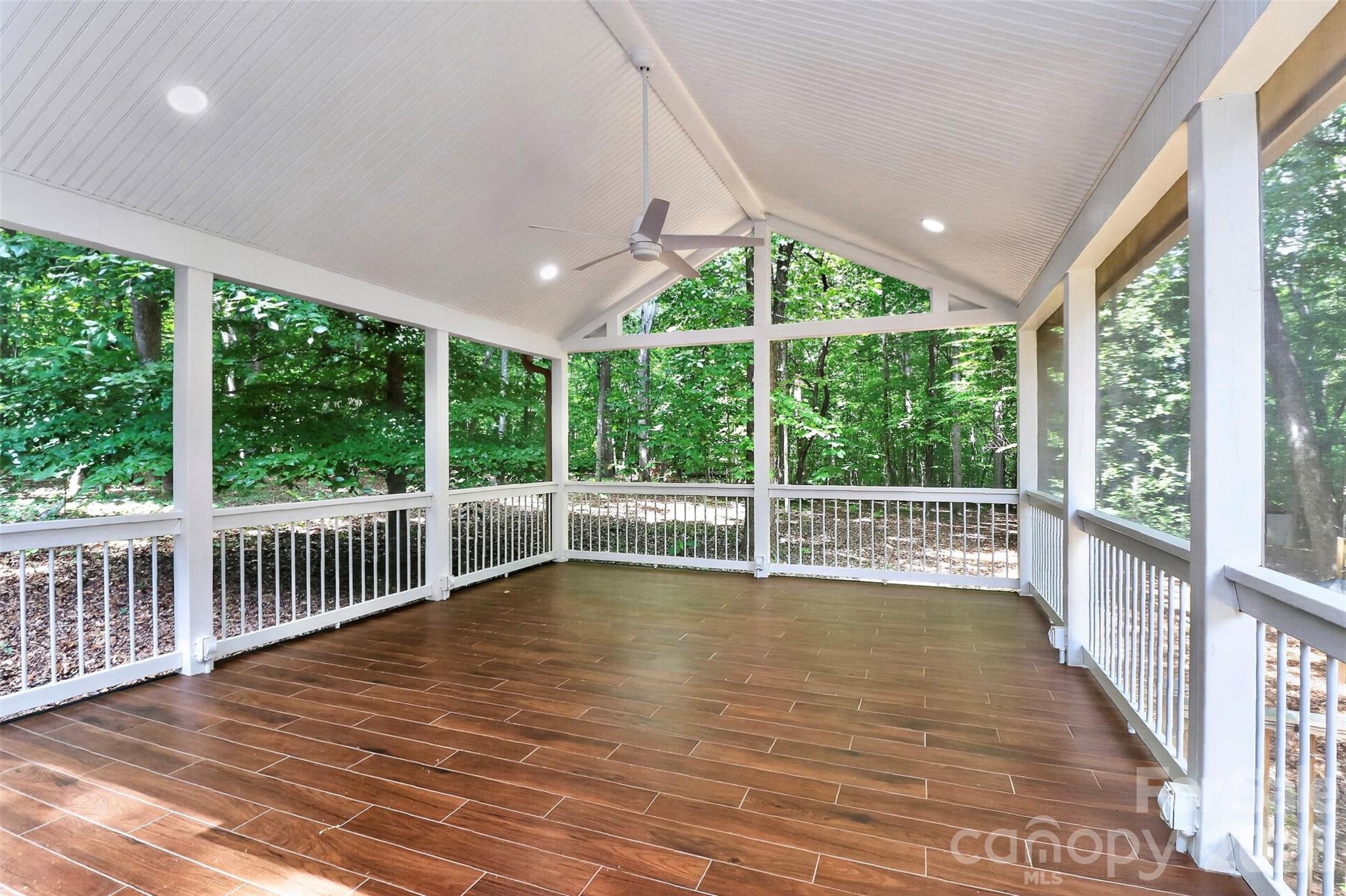 971 Stanley Lucia Road — Mount Holly
