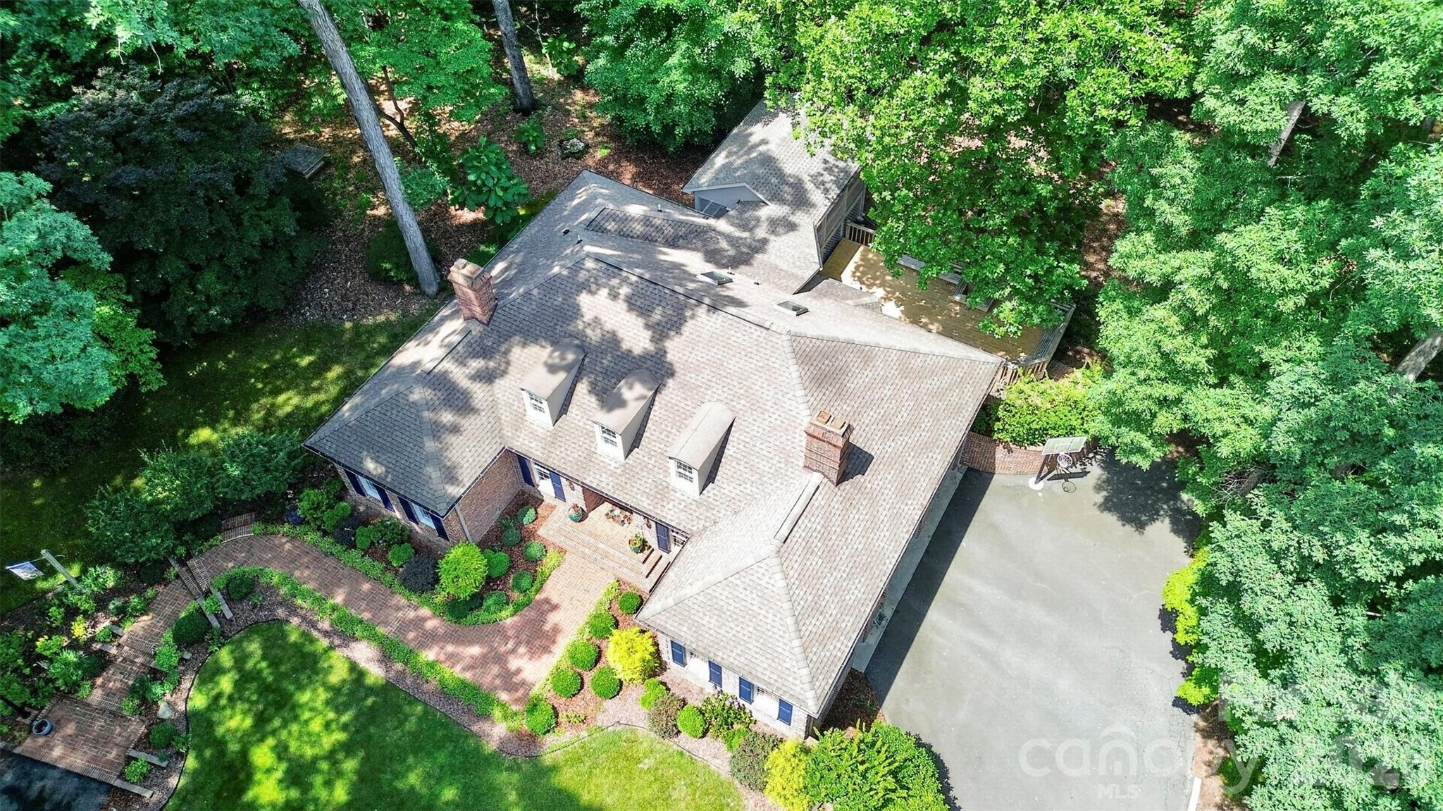 971 Stanley Lucia Road — Mount Holly