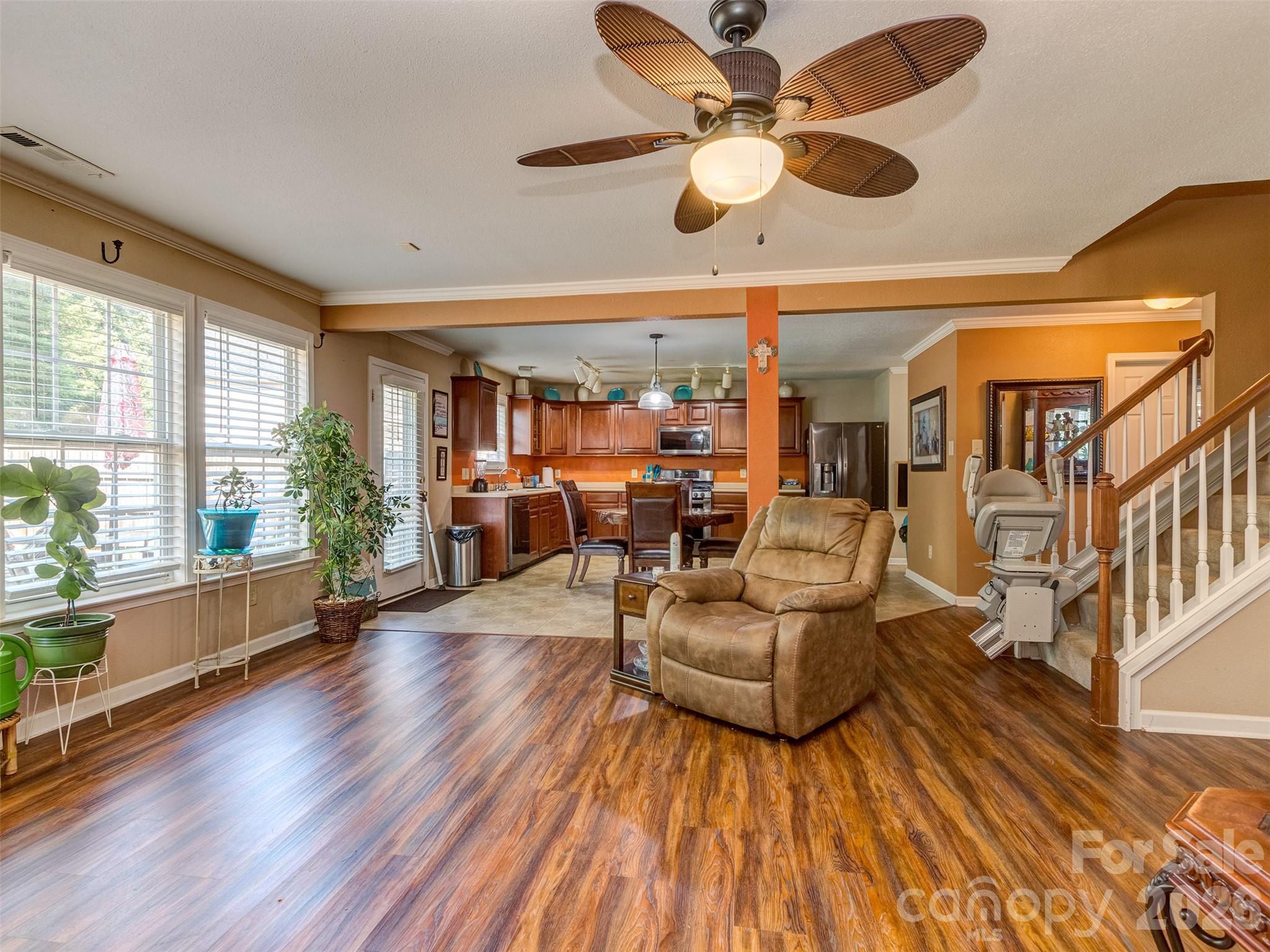 7829 Ponderosa Pine Lane — Charlotte
