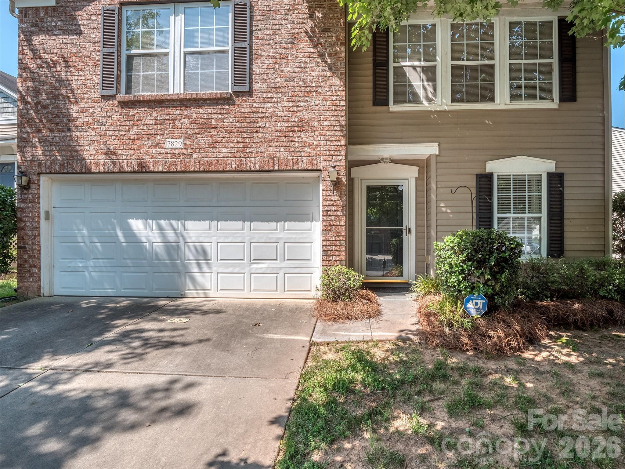 7829 Ponderosa Pine Lane — Charlotte