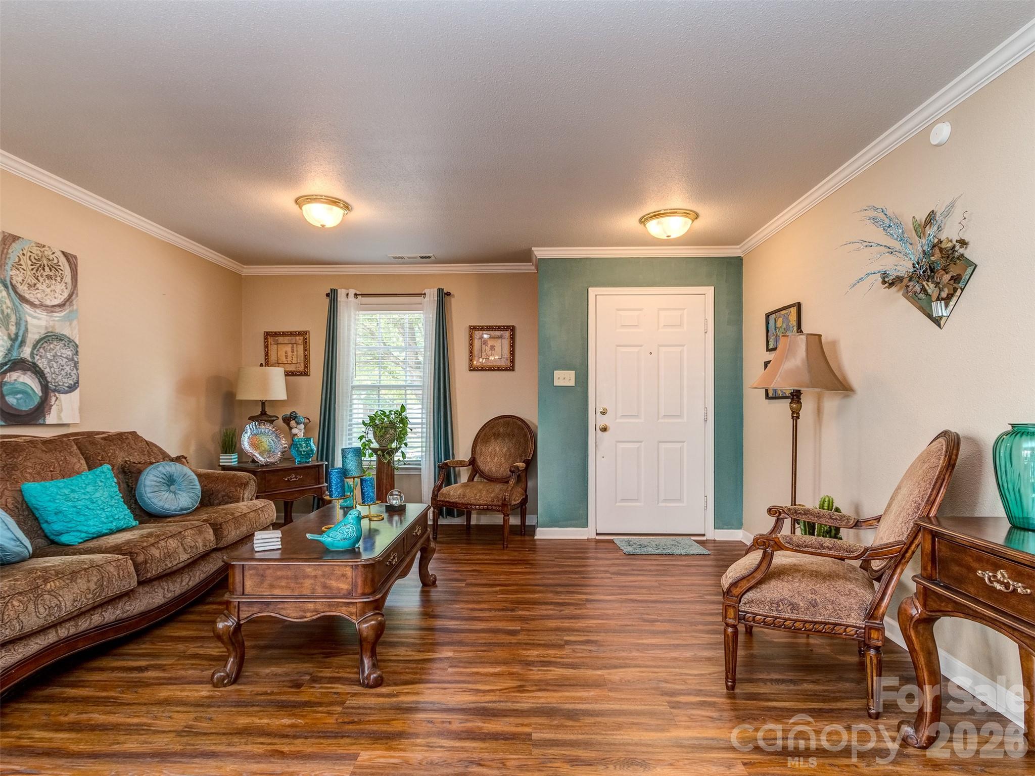 7829 Ponderosa Pine Lane — Charlotte
