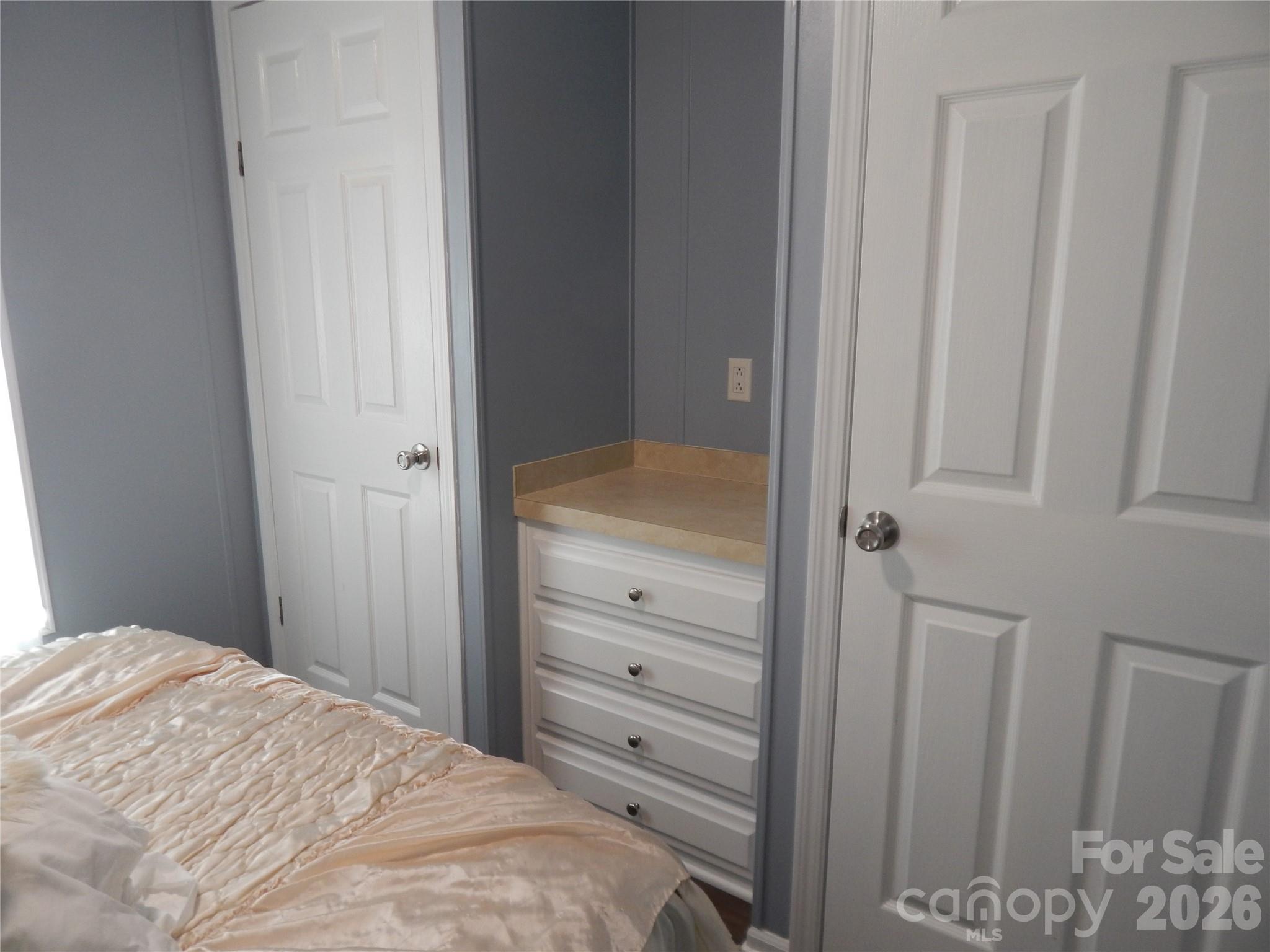 219 Pike Point — Waynesville