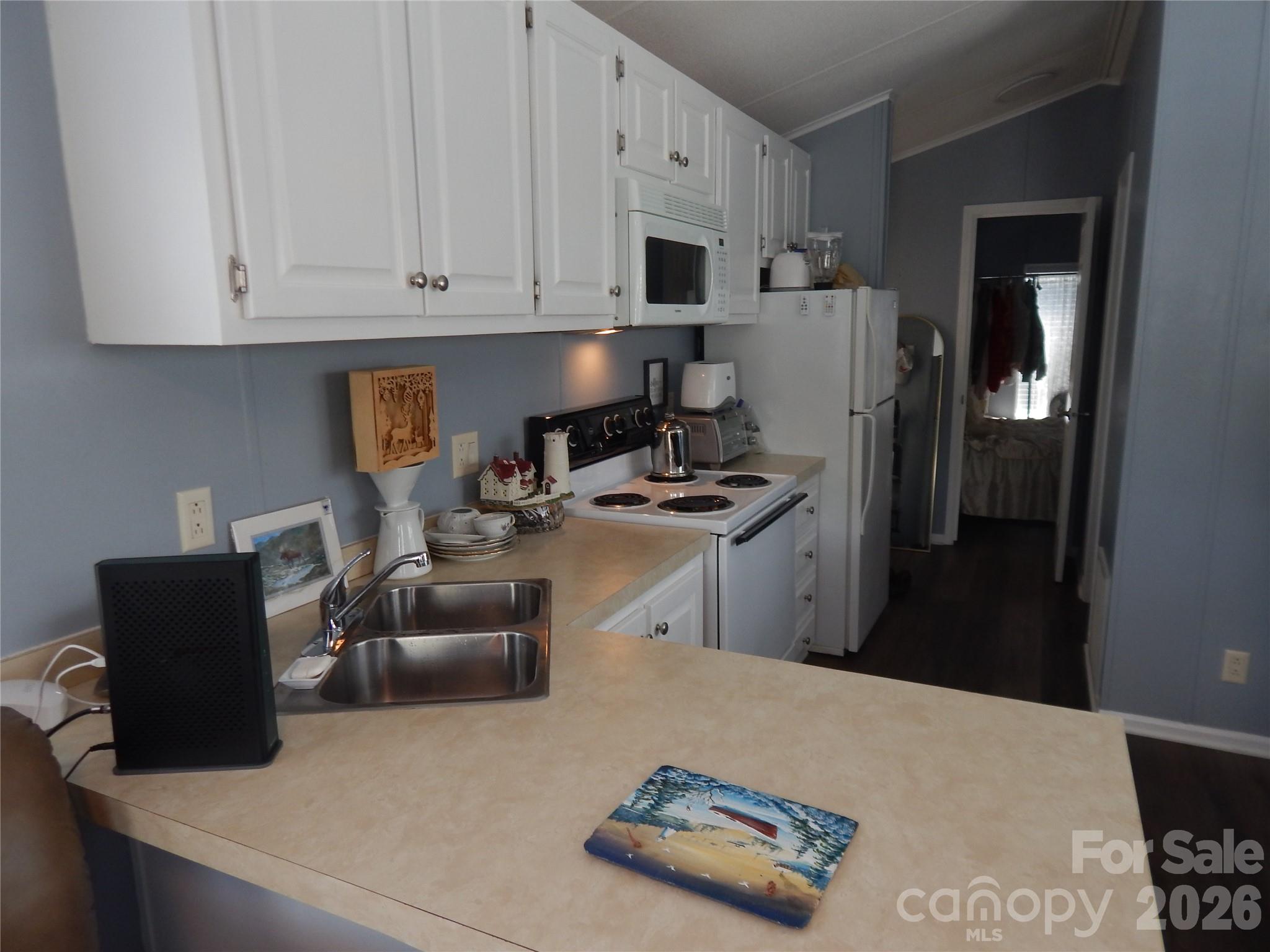 219 Pike Point — Waynesville