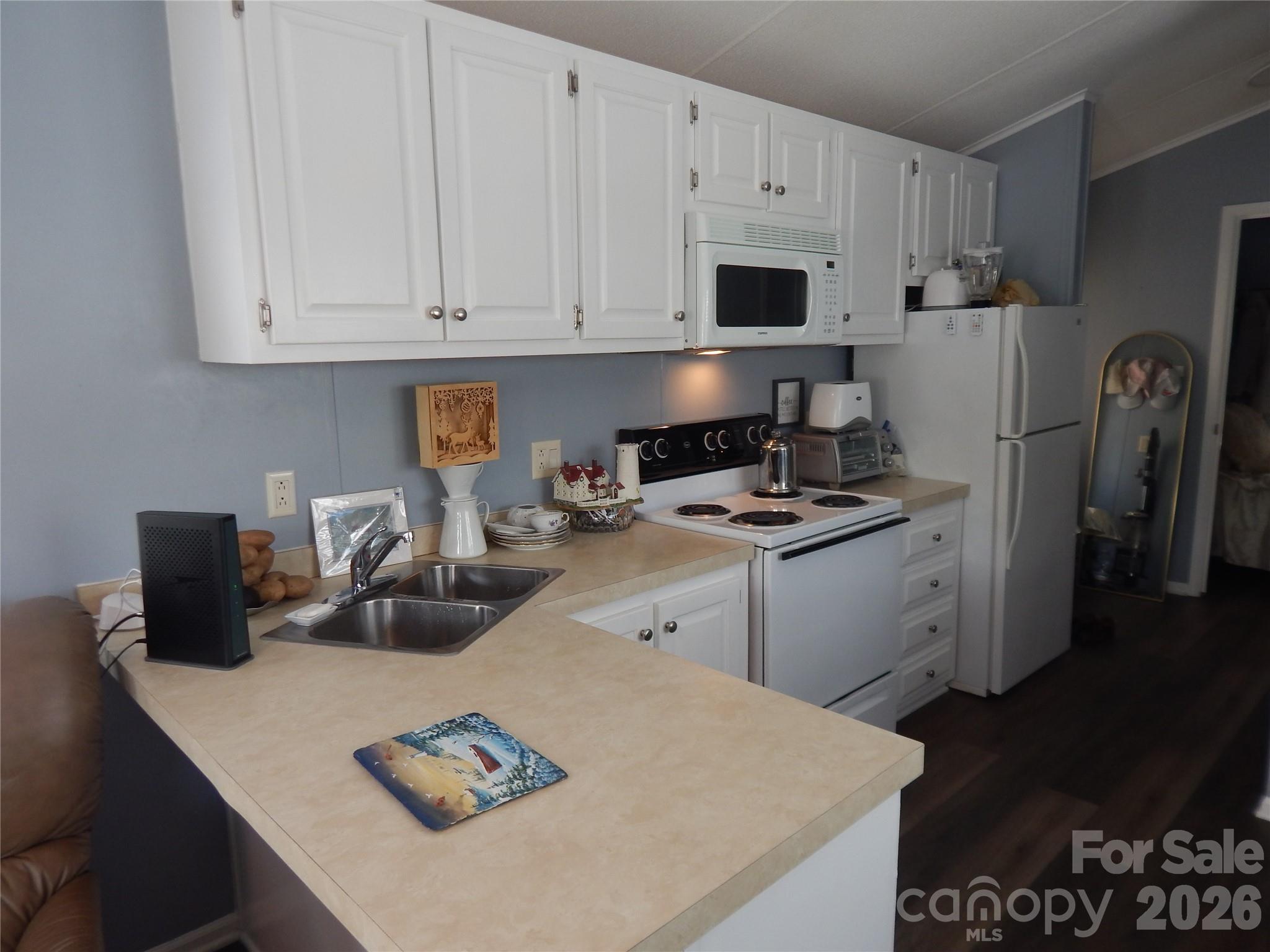 219 Pike Point — Waynesville