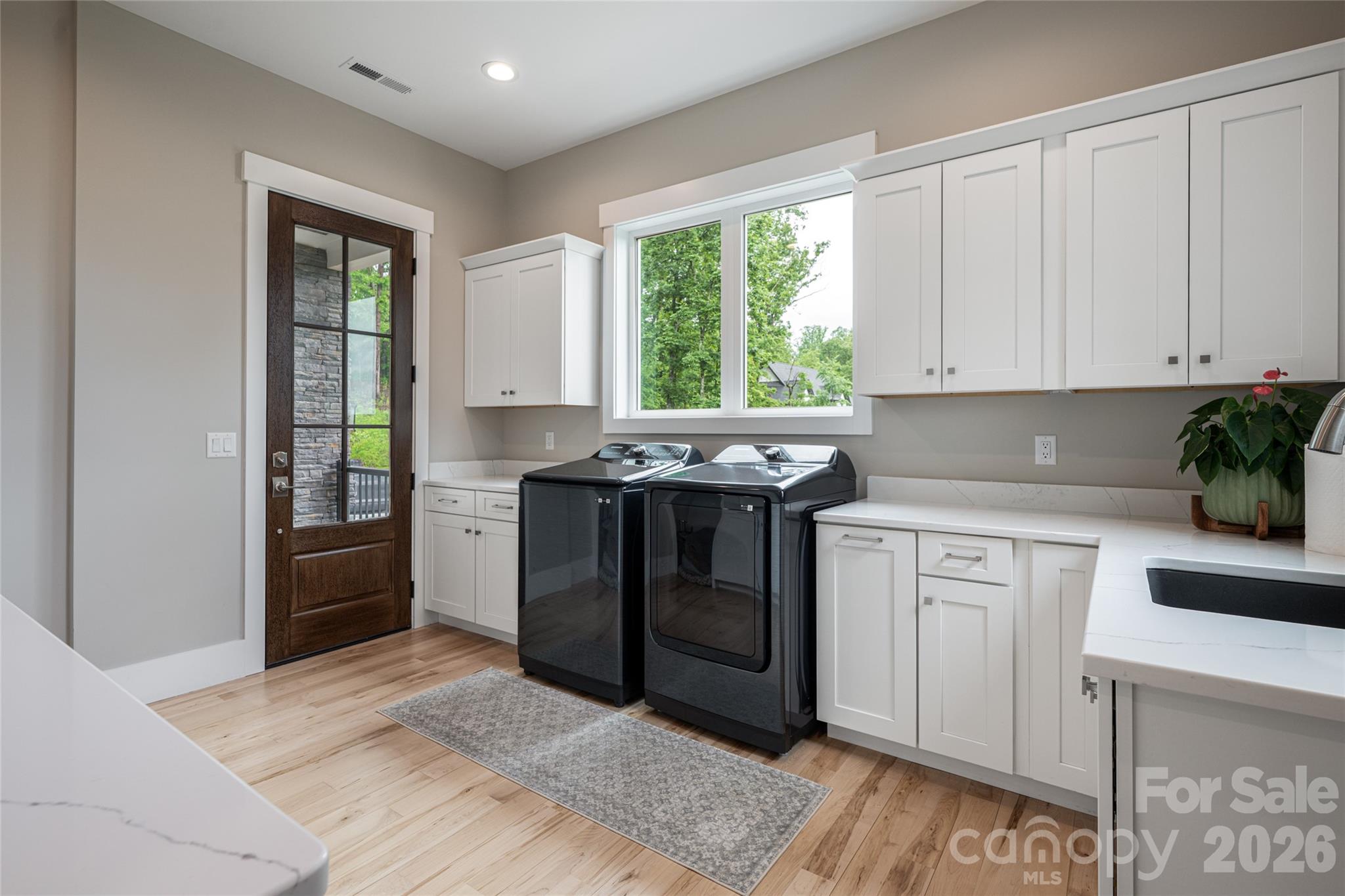 128 Saddle Ridge Drive — Alexander