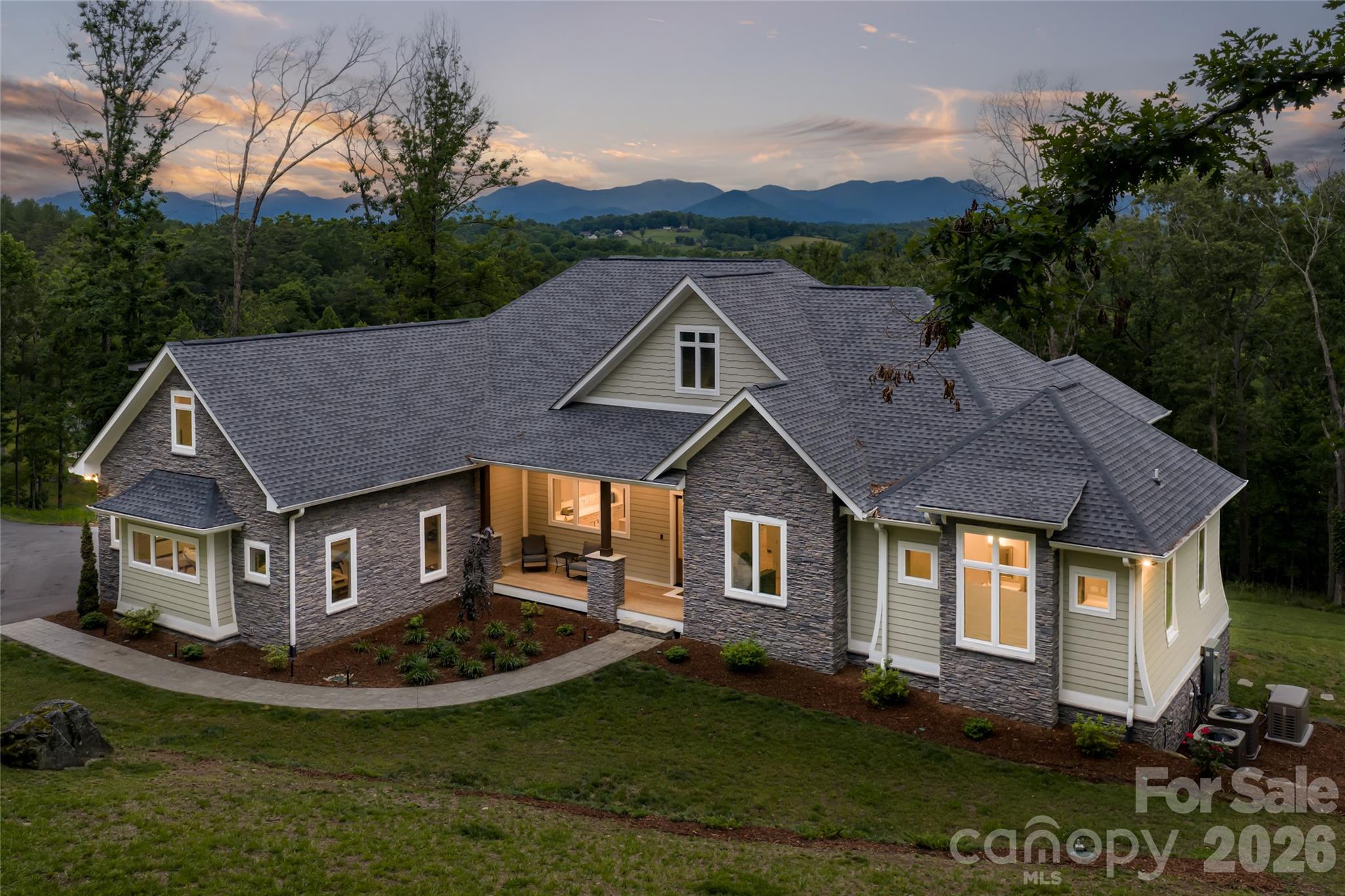 128 Saddle Ridge Drive — Alexander