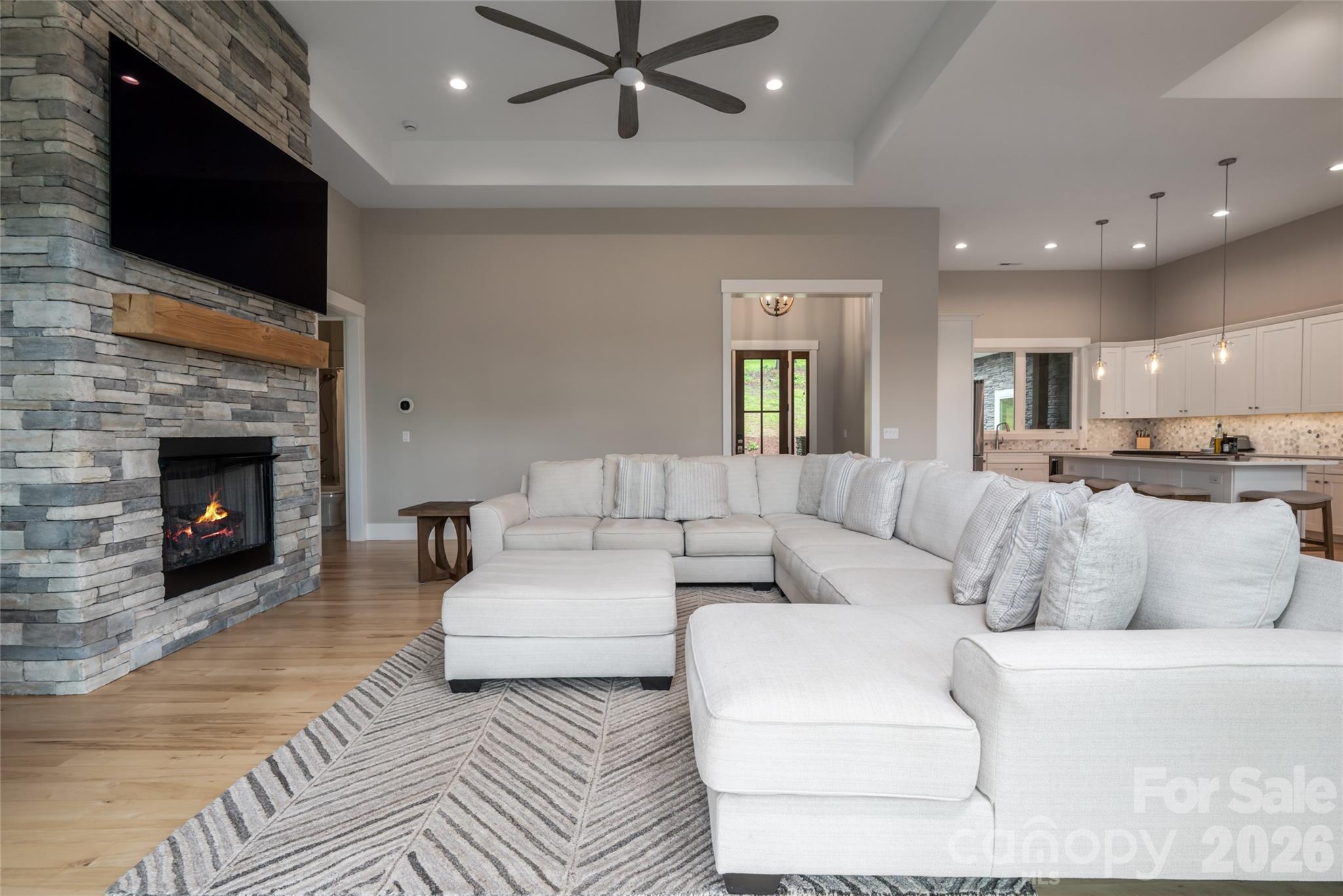 128 Saddle Ridge Drive — Alexander