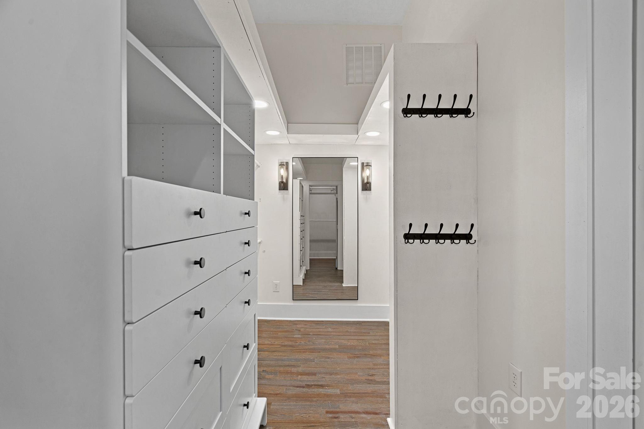7110 Rockcliff Court — Charlotte