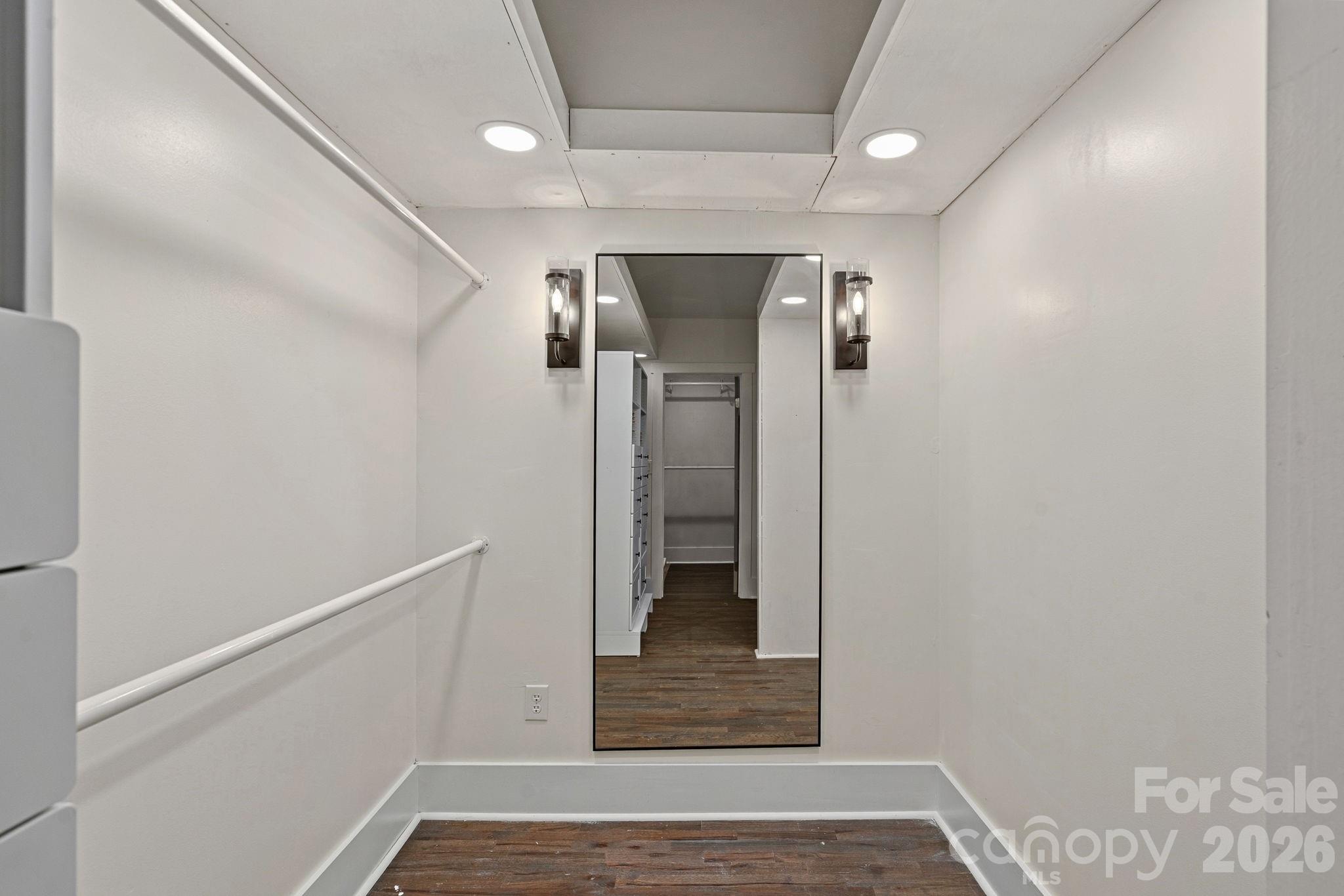 7110 Rockcliff Court — Charlotte