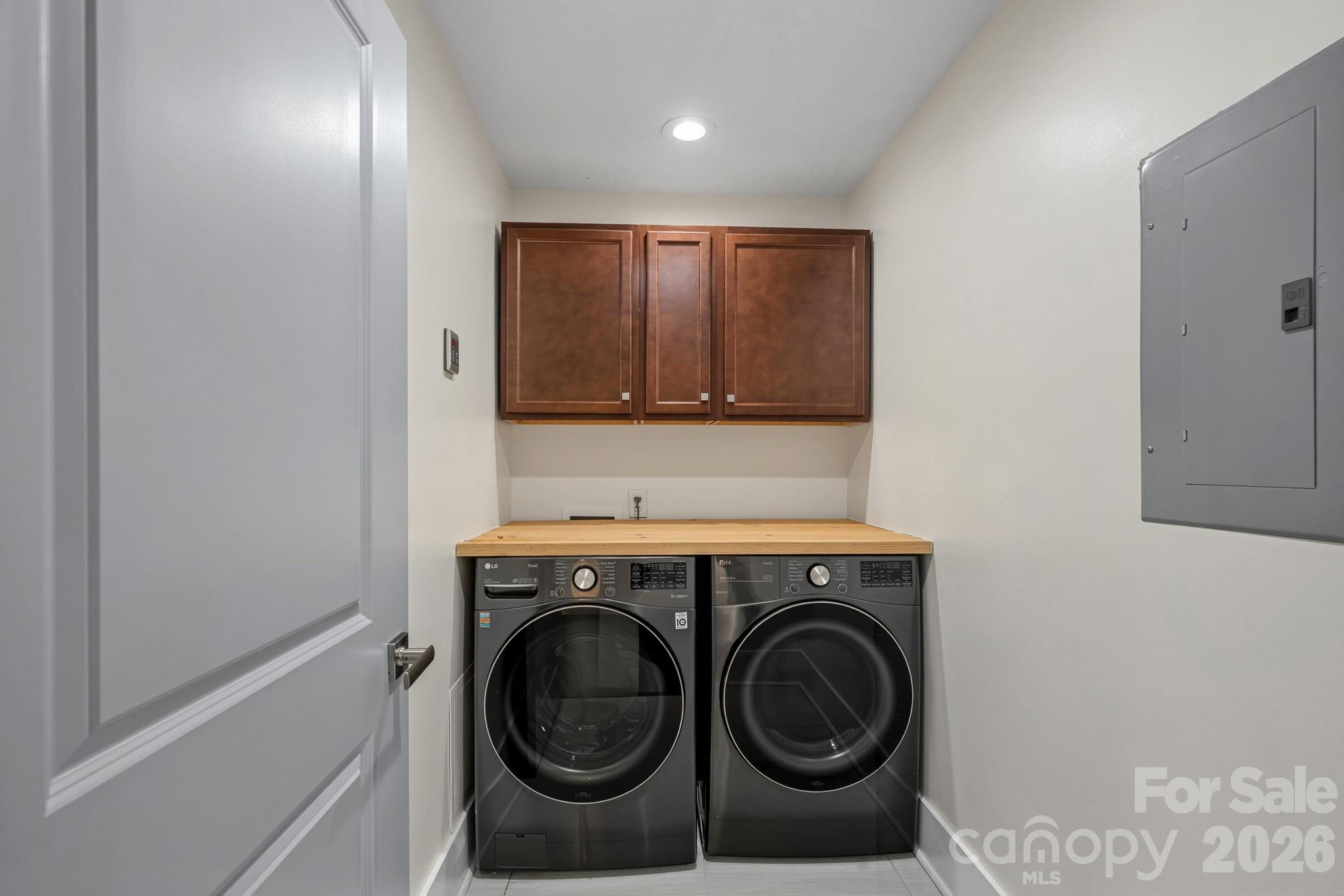 7110 Rockcliff Court — Charlotte