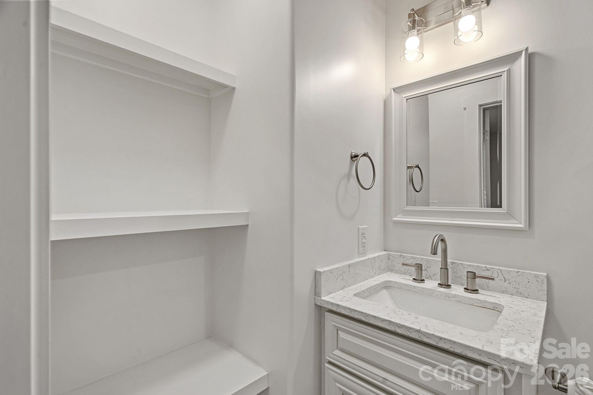7110 Rockcliff Court — Charlotte