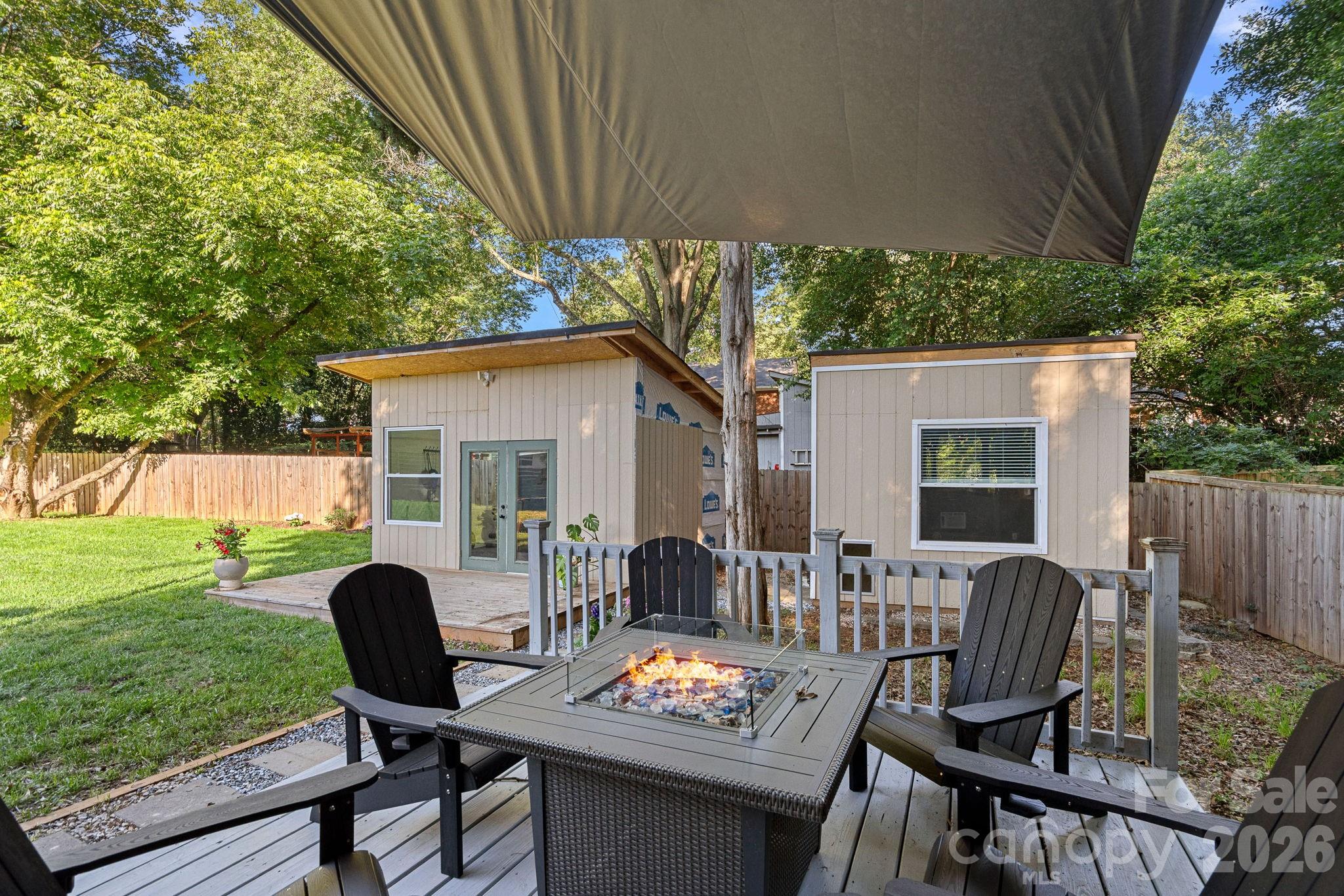 7110 Rockcliff Court — Charlotte