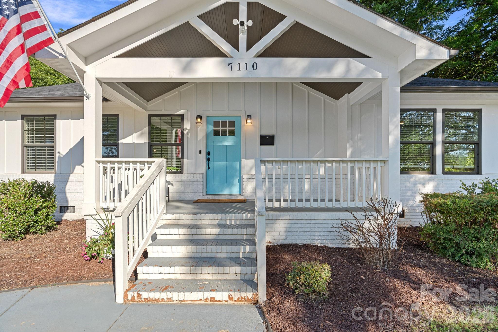 7110 Rockcliff Court — Charlotte