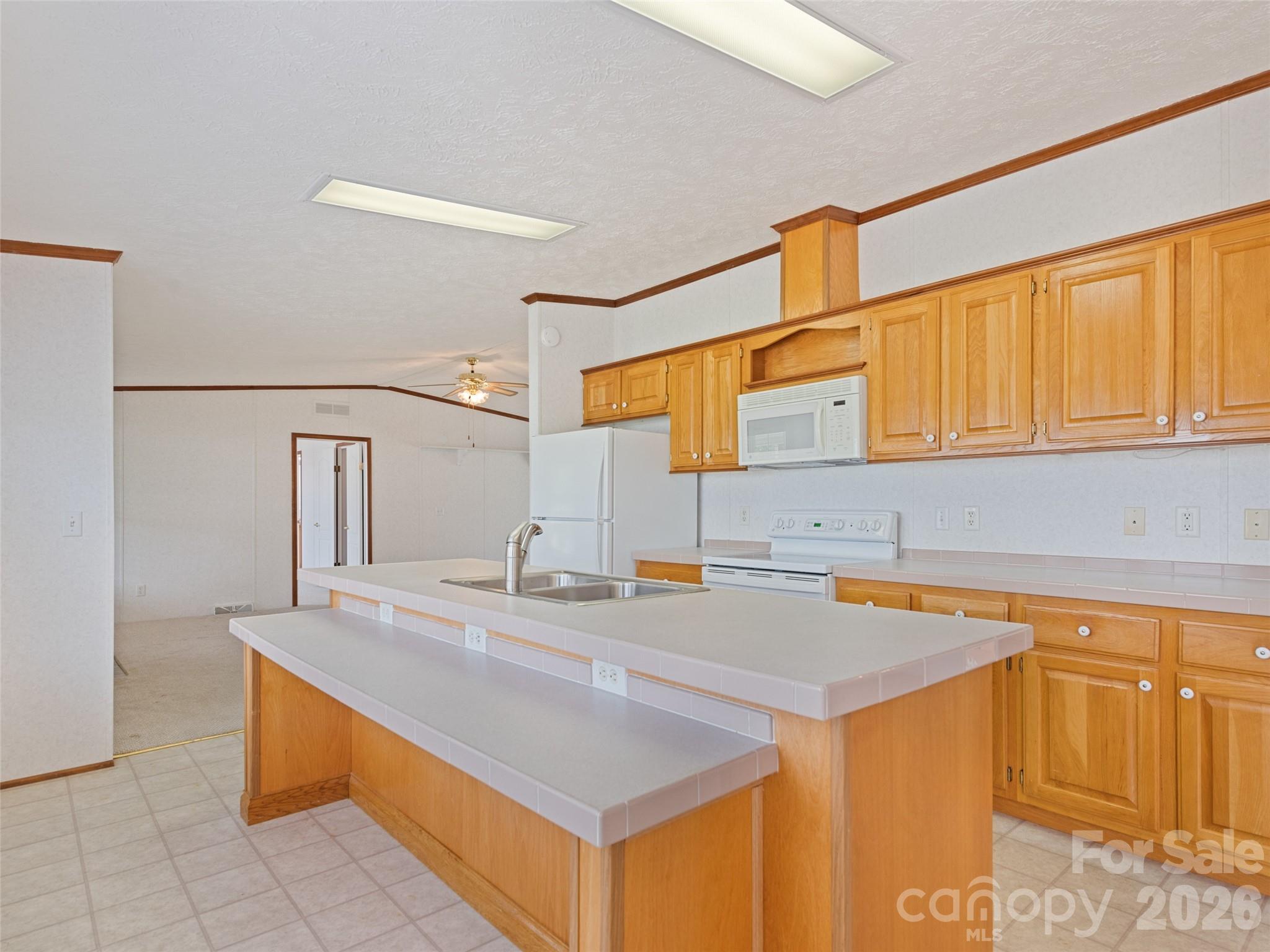 25 Lester Lane — Waynesville