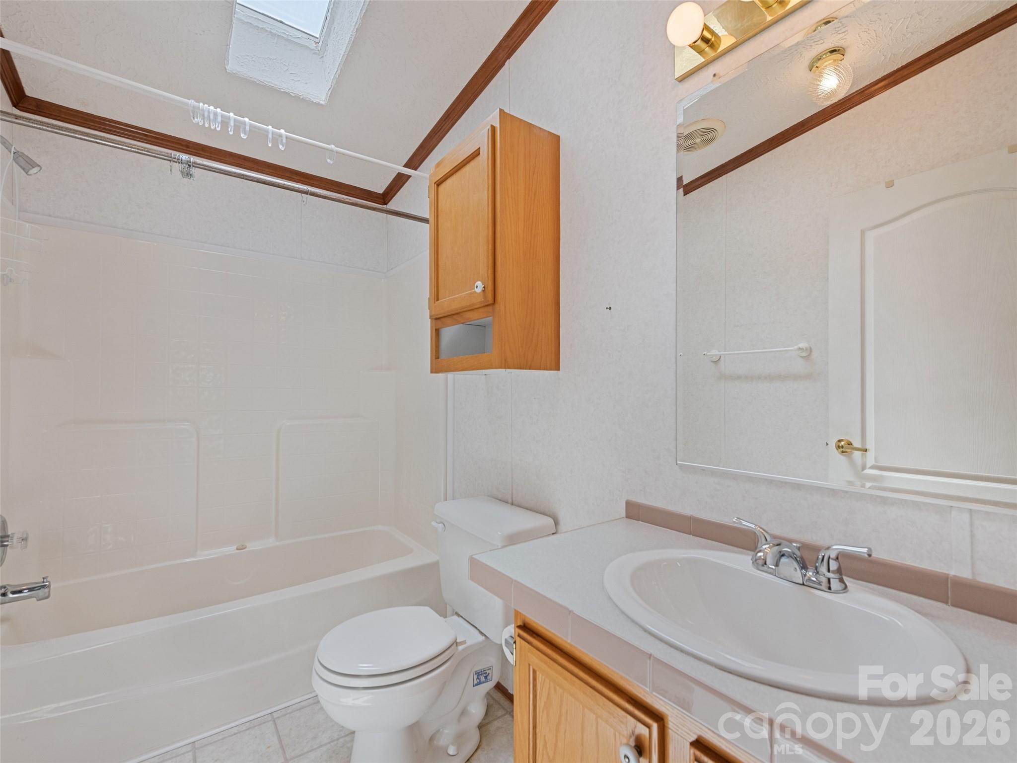 25 Lester Lane — Waynesville