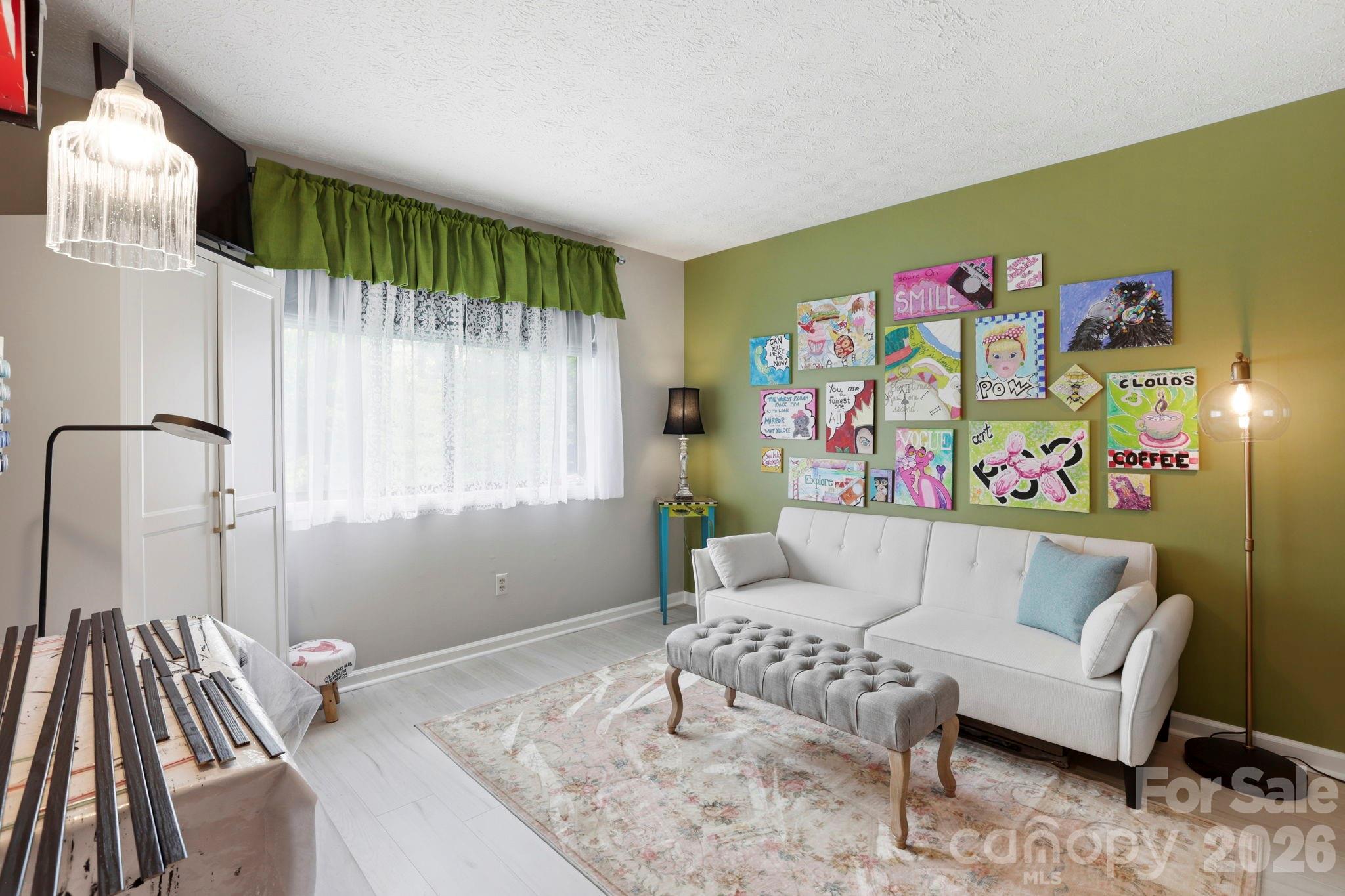 581 Courtwood Lane #4 — Hendersonville