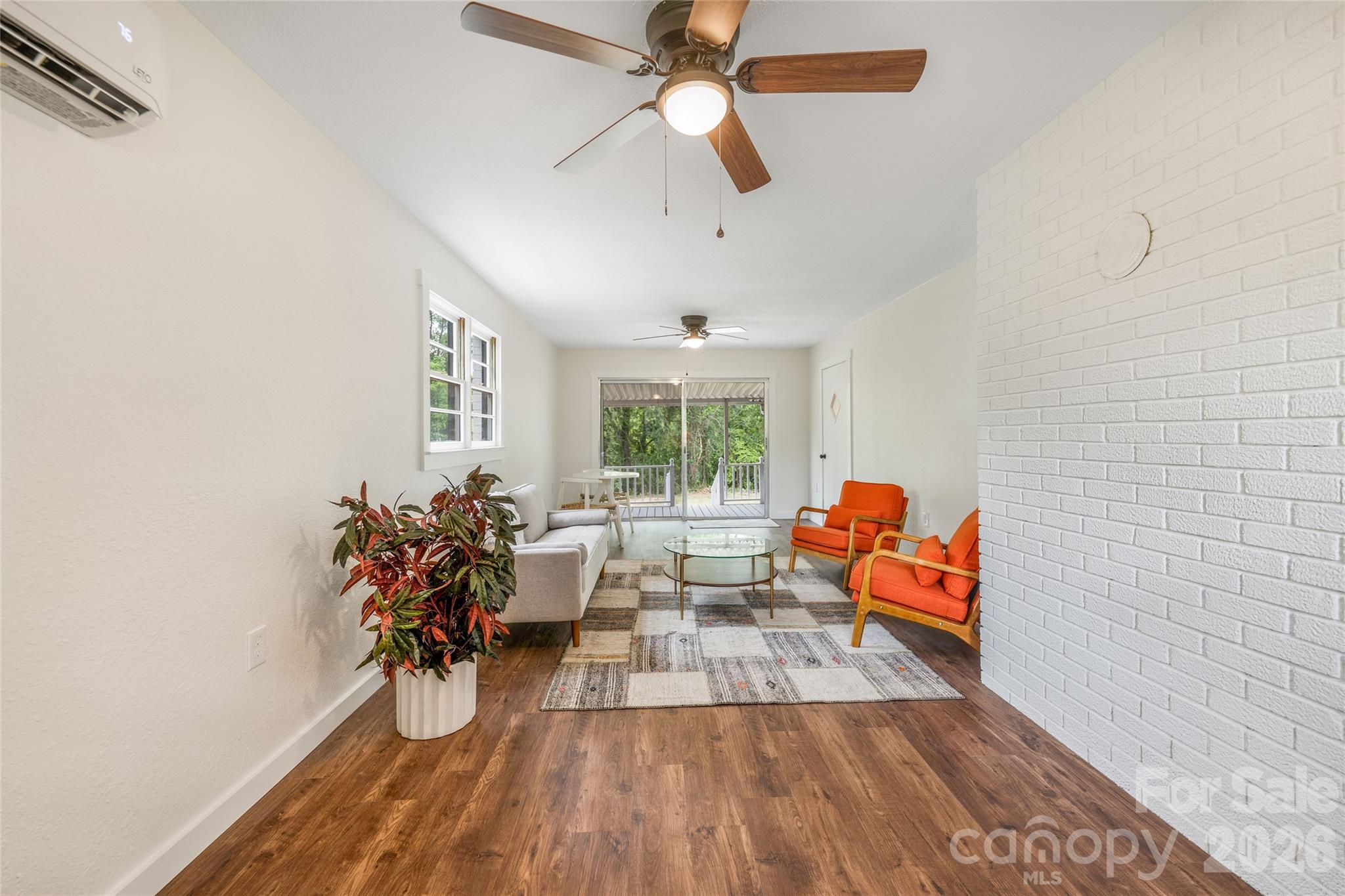 209 View Street — Asheville