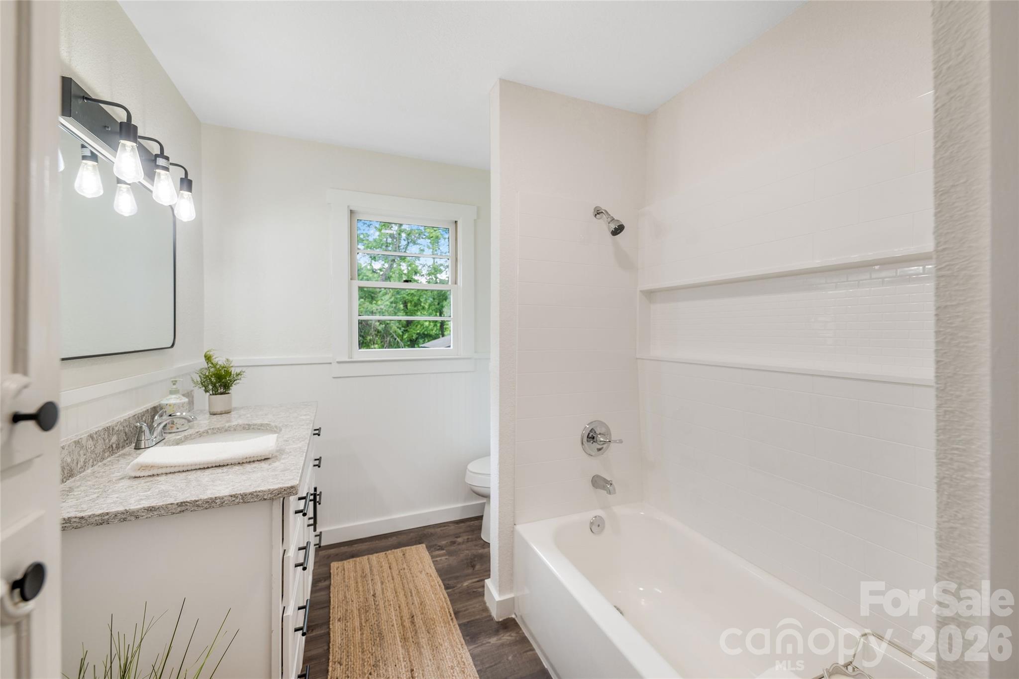 209 View Street — Asheville