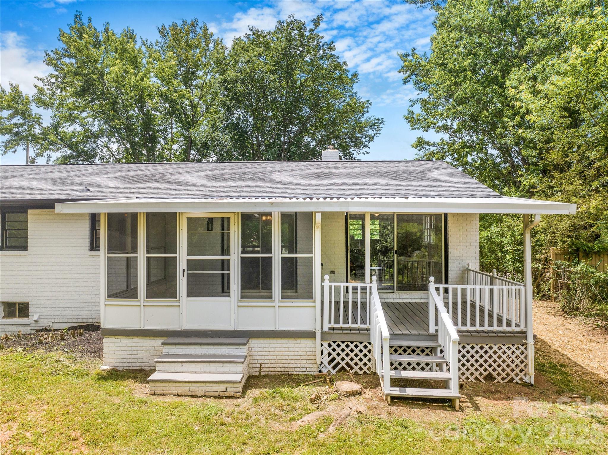 209 View Street — Asheville
