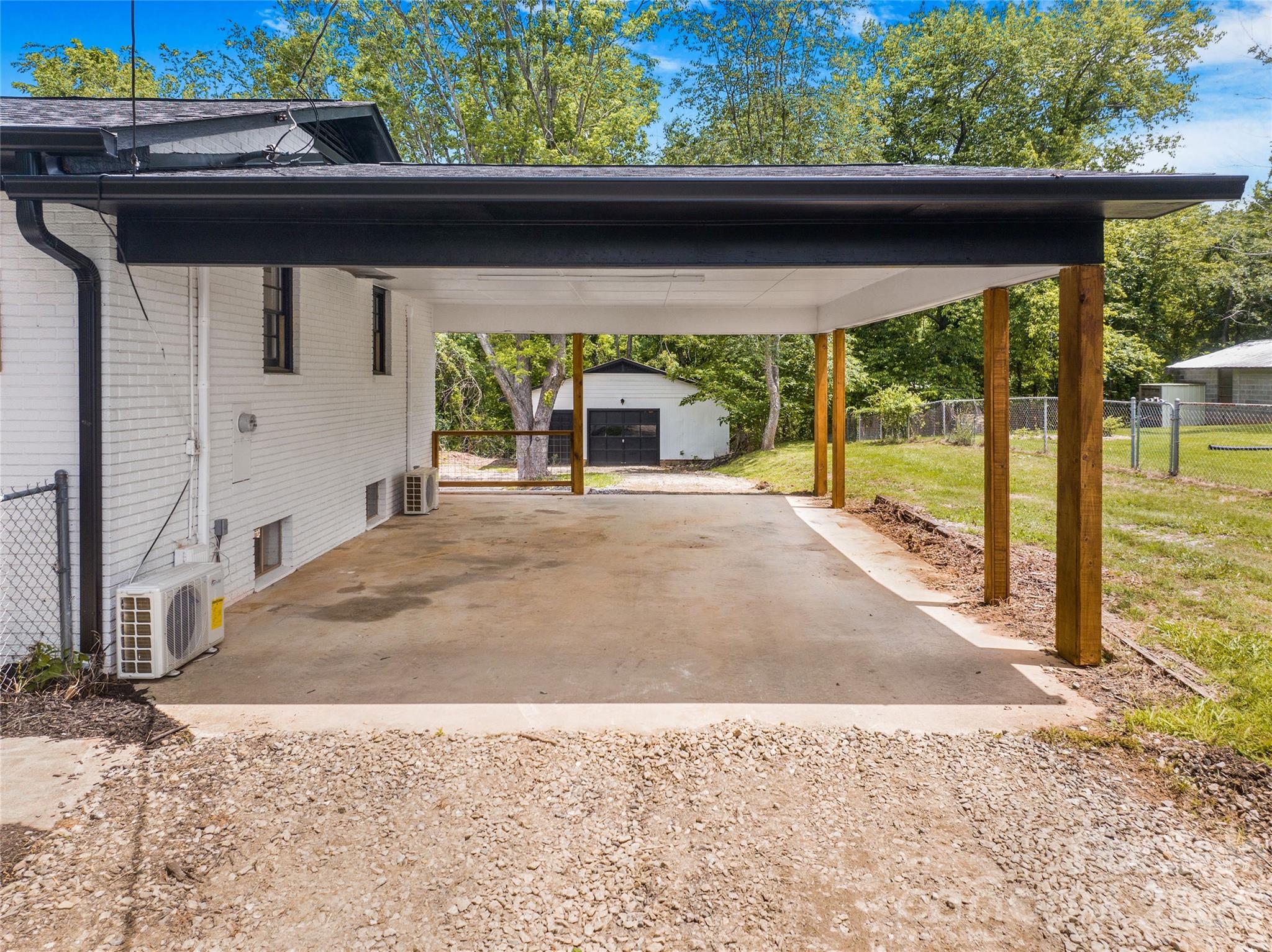 209 View Street — Asheville