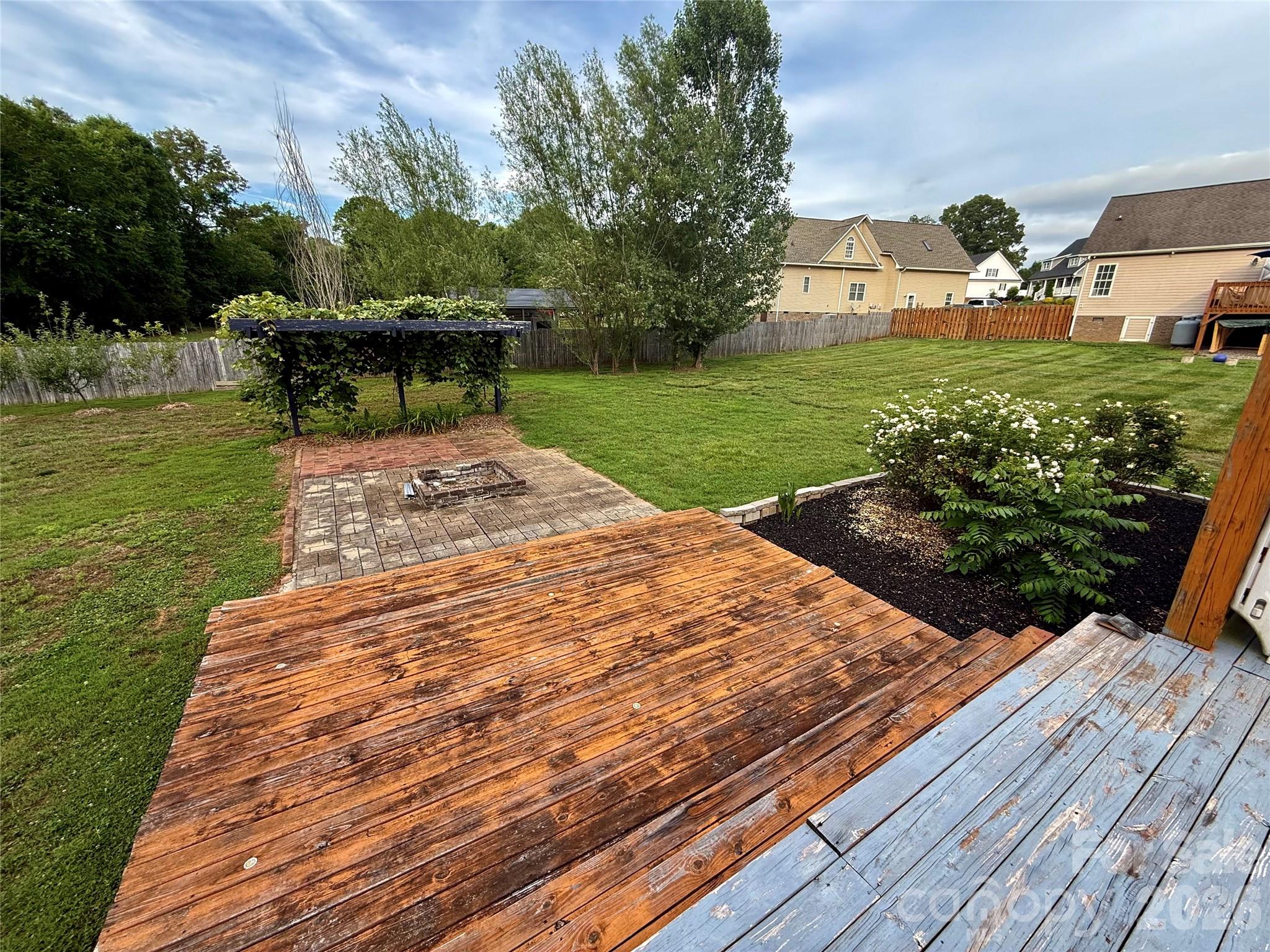 5700 Aspiran Drive — Catawba