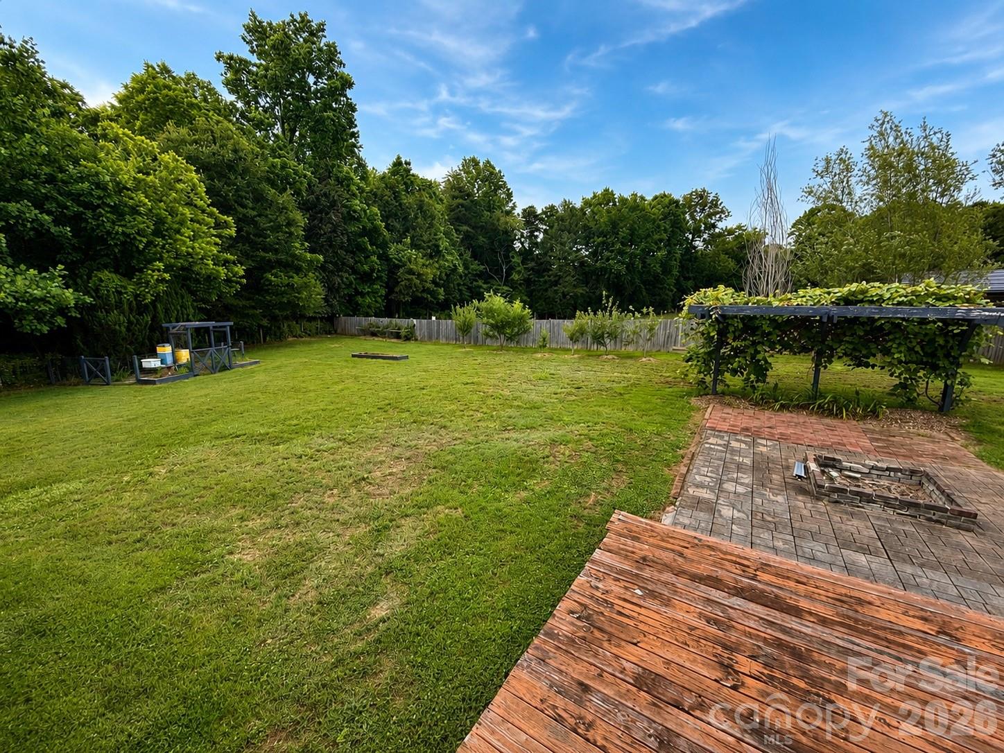 5700 Aspiran Drive — Catawba