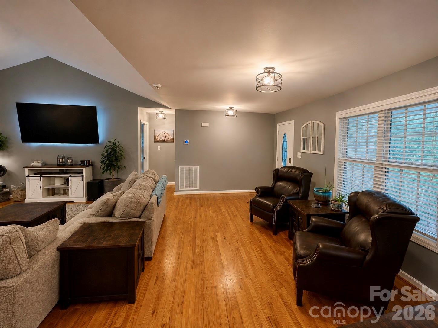 5700 Aspiran Drive — Catawba