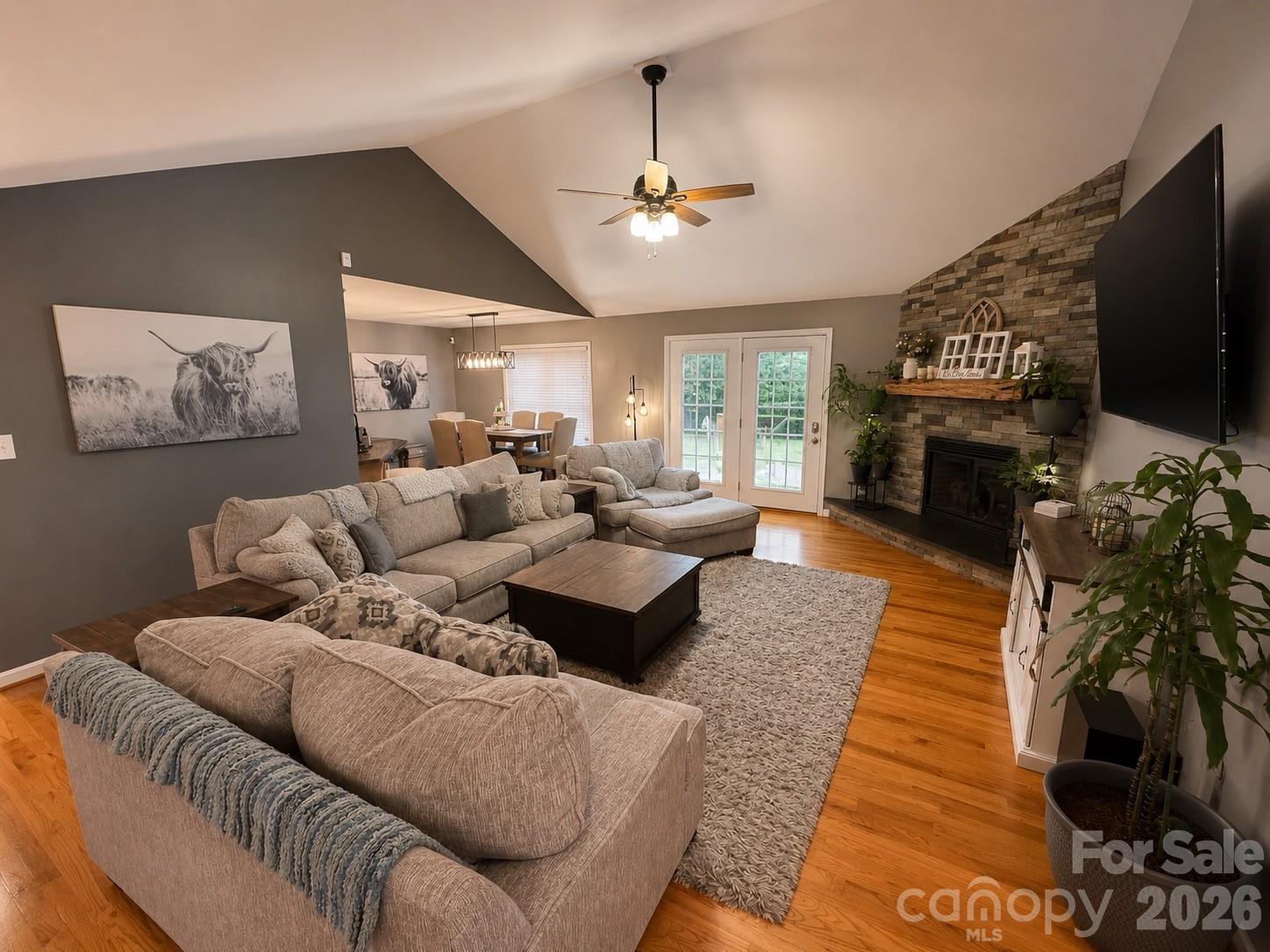 5700 Aspiran Drive — Catawba